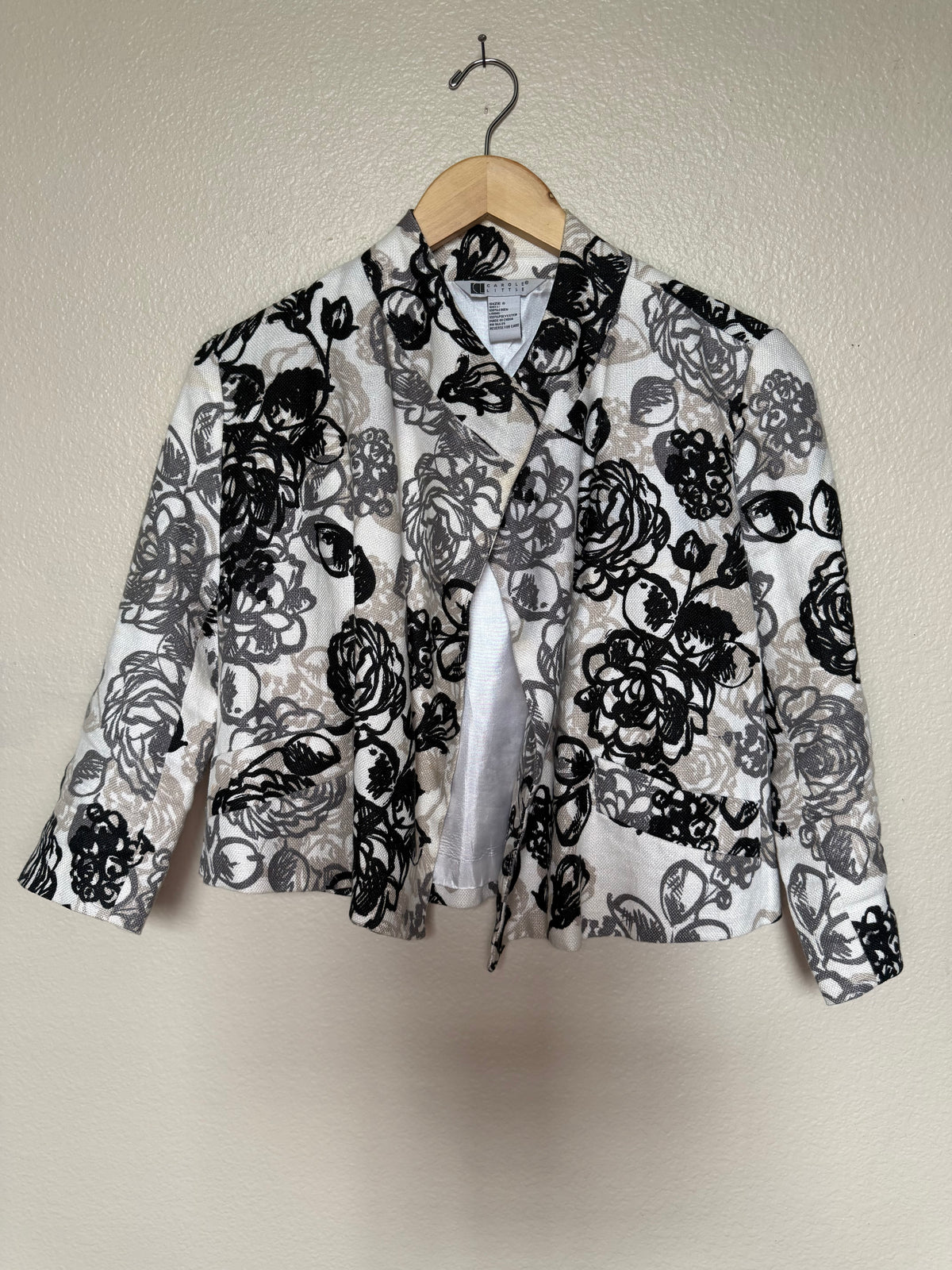 Carole Little 100% Linen Size S White Blazer With Black and Grey Flower Detail