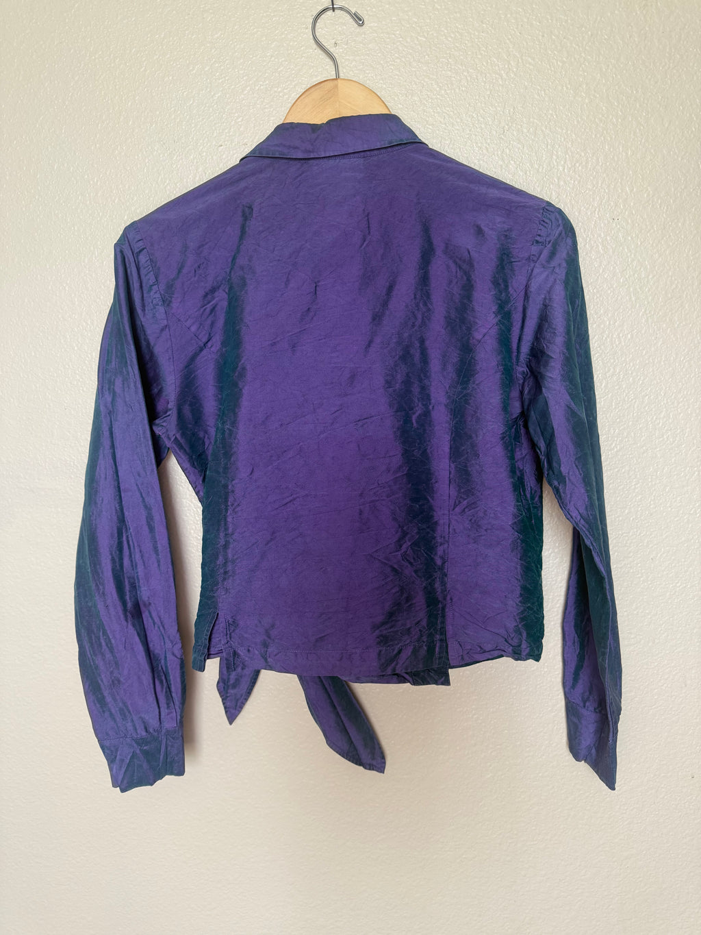 Coldwater Creek 100% Silk S Iridescent Purple and Teal Collared Tie Front Long Sleeve