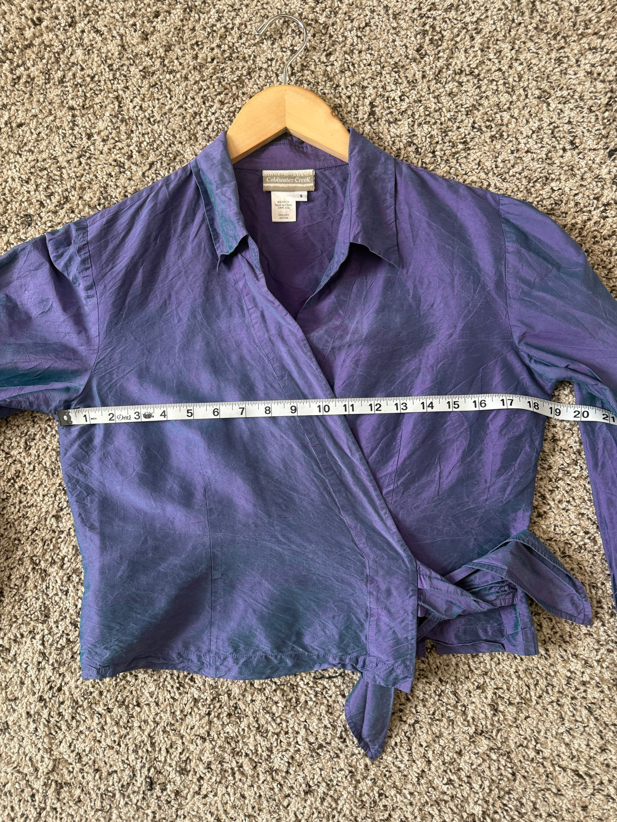 Coldwater Creek 100% Silk S Iridescent Purple and Teal Collared Tie Front Long Sleeve