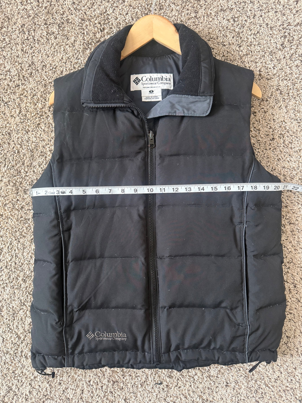 Columbia 75% Down 25% Duck Feathers S Black Puffer Vest