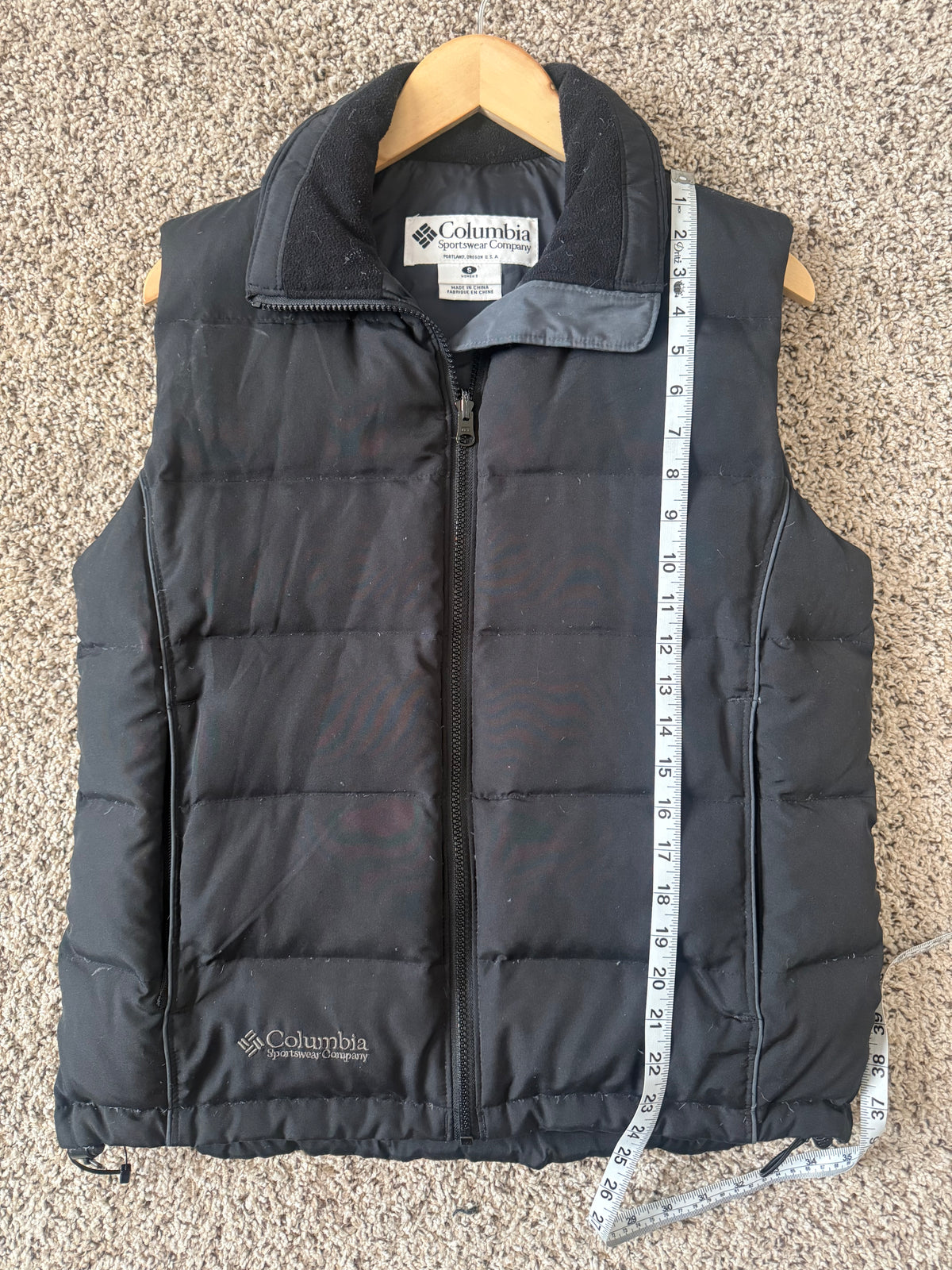 Columbia 75% Down 25% Duck Feathers S Black Puffer Vest