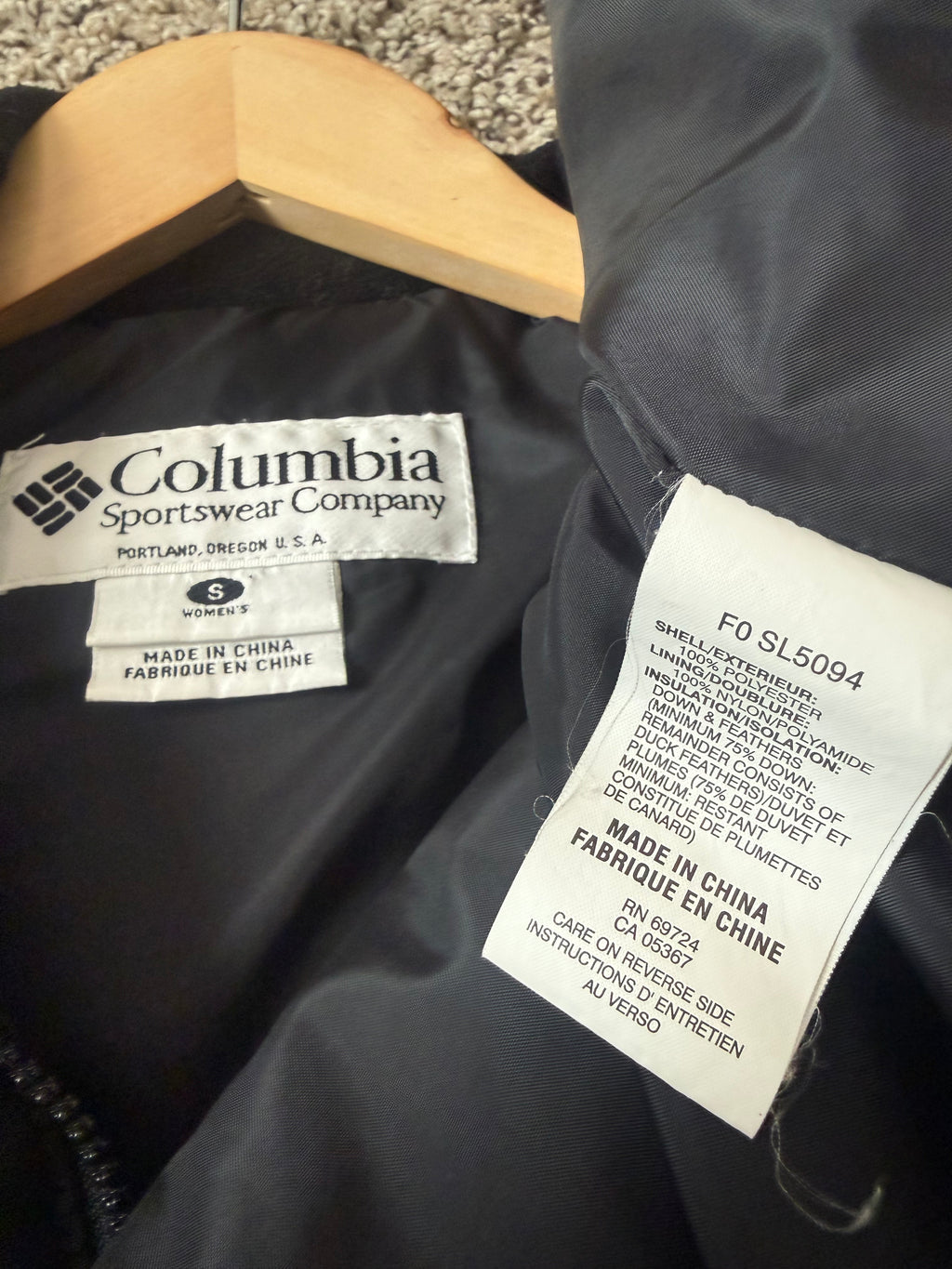 Columbia 75% Down 25% Duck Feathers S Black Puffer Vest