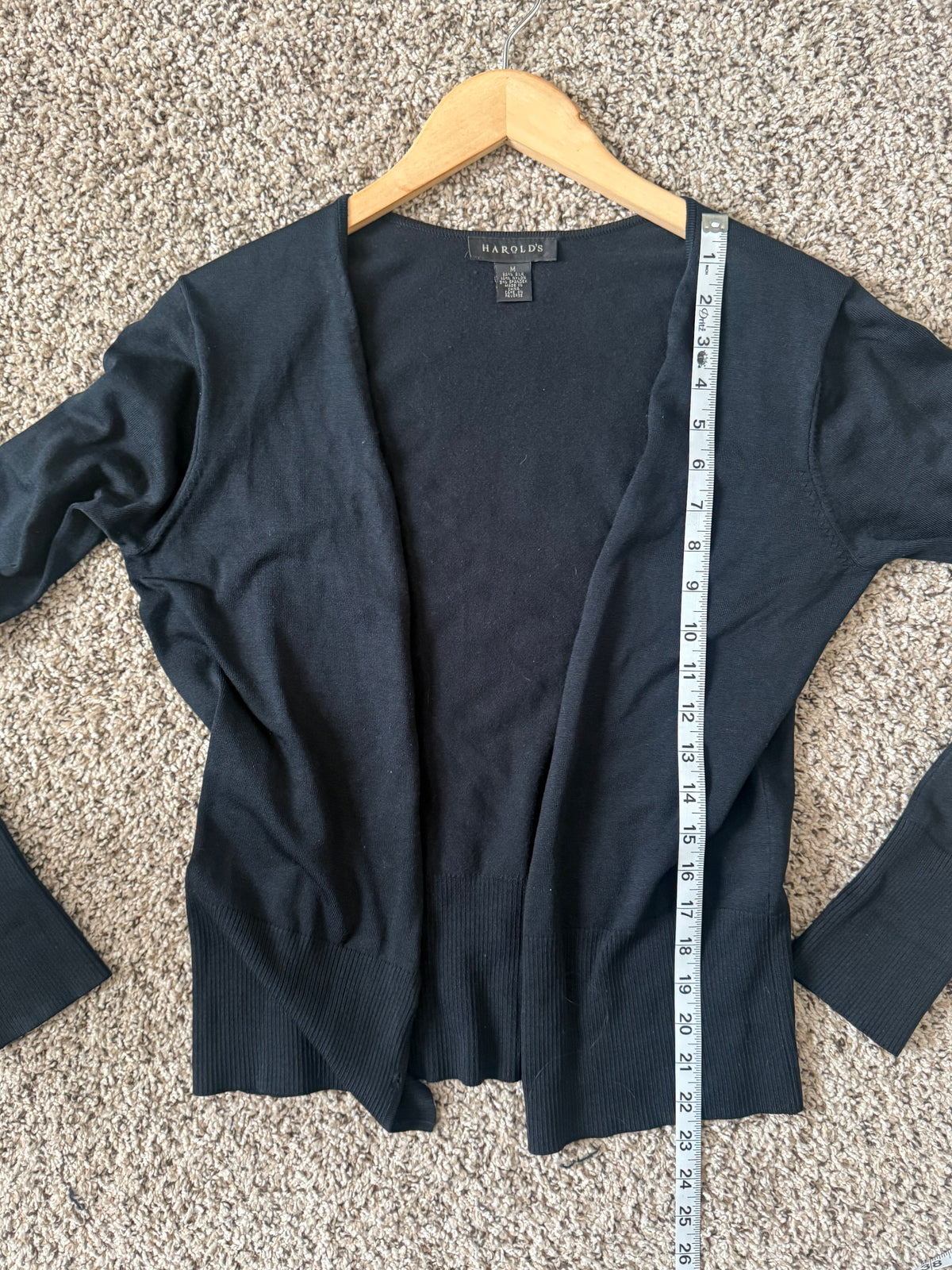 Harolds 84% Silk 14% Nylon 2% Spandex M Black Long Sleeve Cardigan