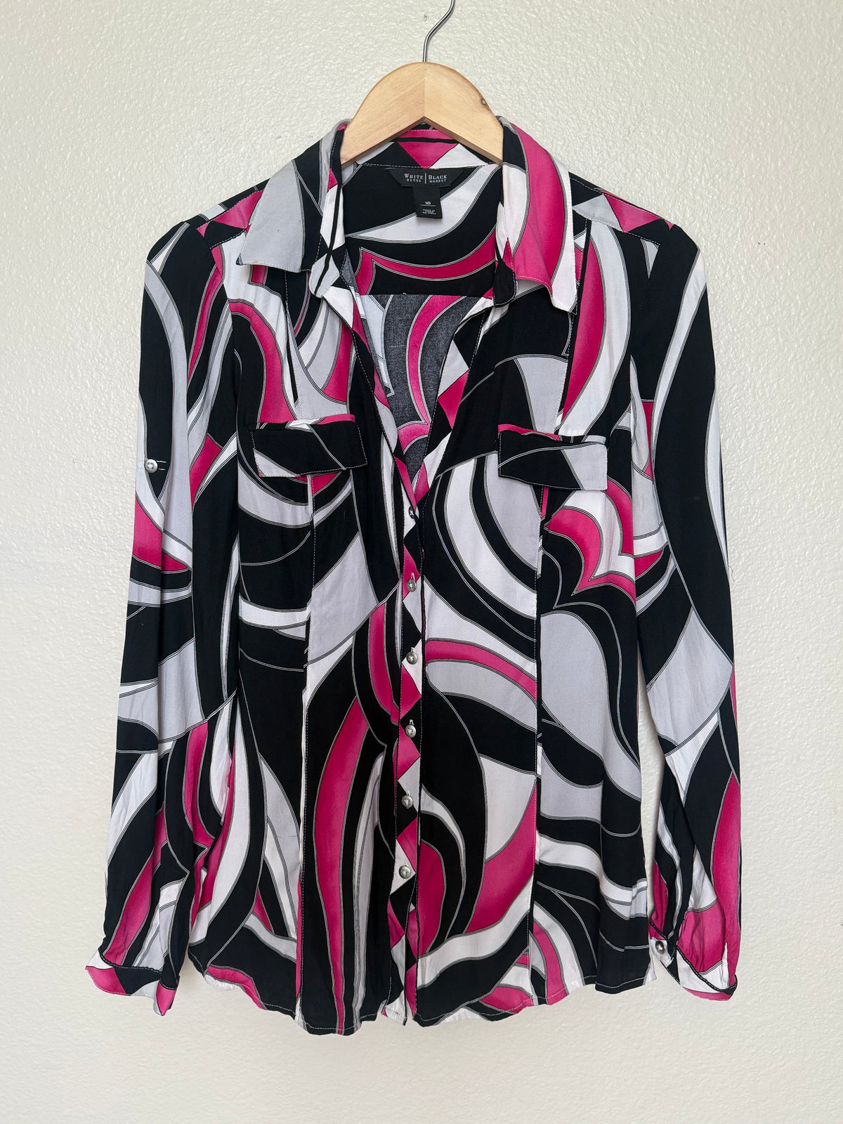 White House Black Market 100% Silk Size 10 Magenta Black and White Patterned Long Sleeve Button Down