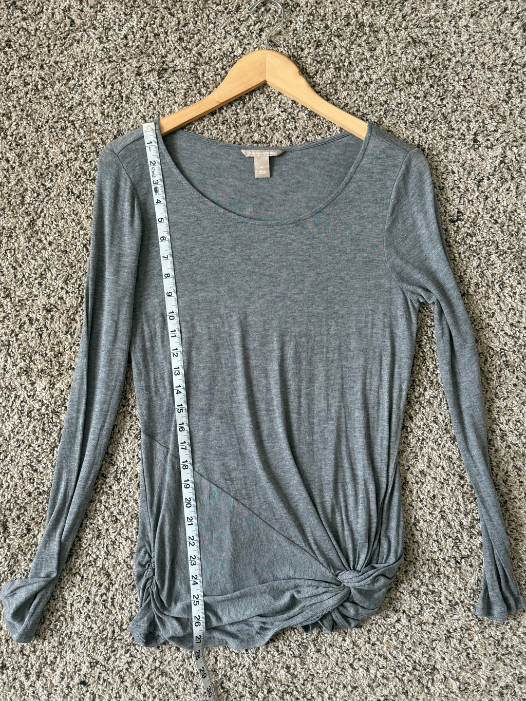 Banana Republic 97% Lyocell 3% Spandex M Grey Long Sleeve with Side Knot