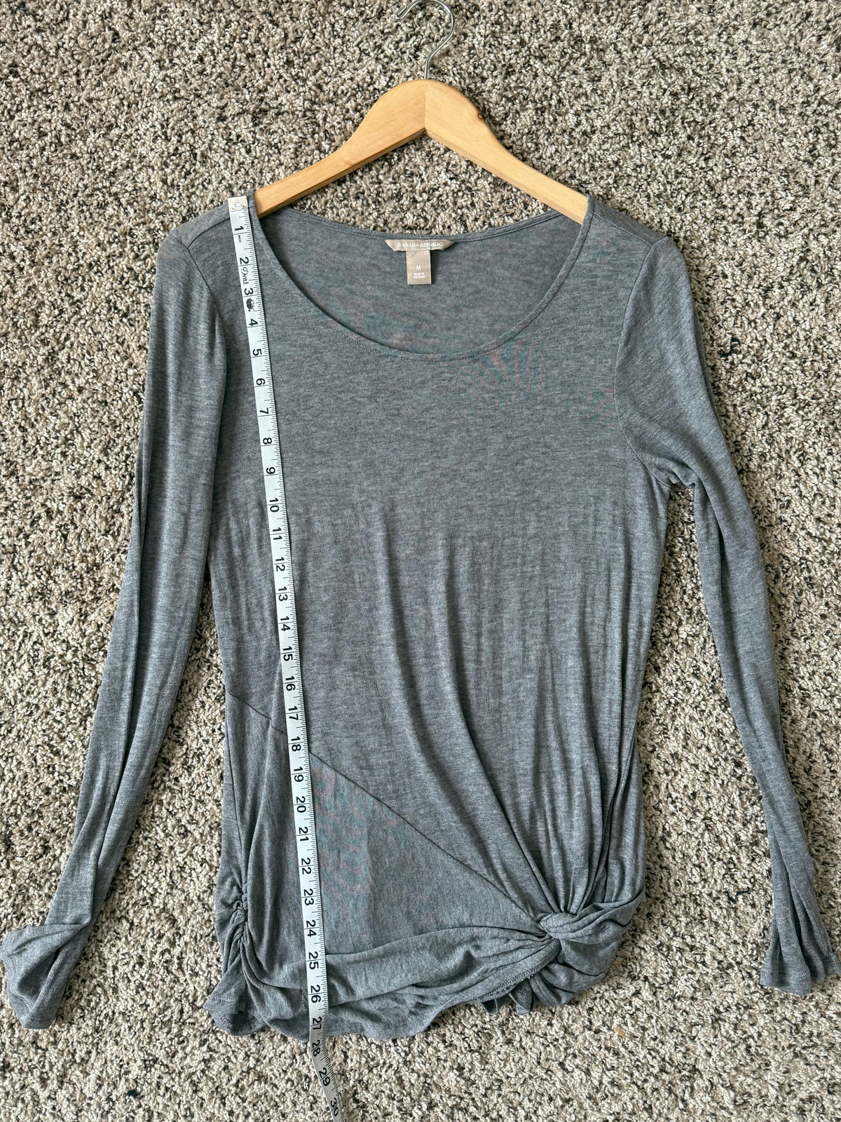 Banana Republic 97% Lyocell 3% Spandex M Grey Long Sleeve with Side Knot