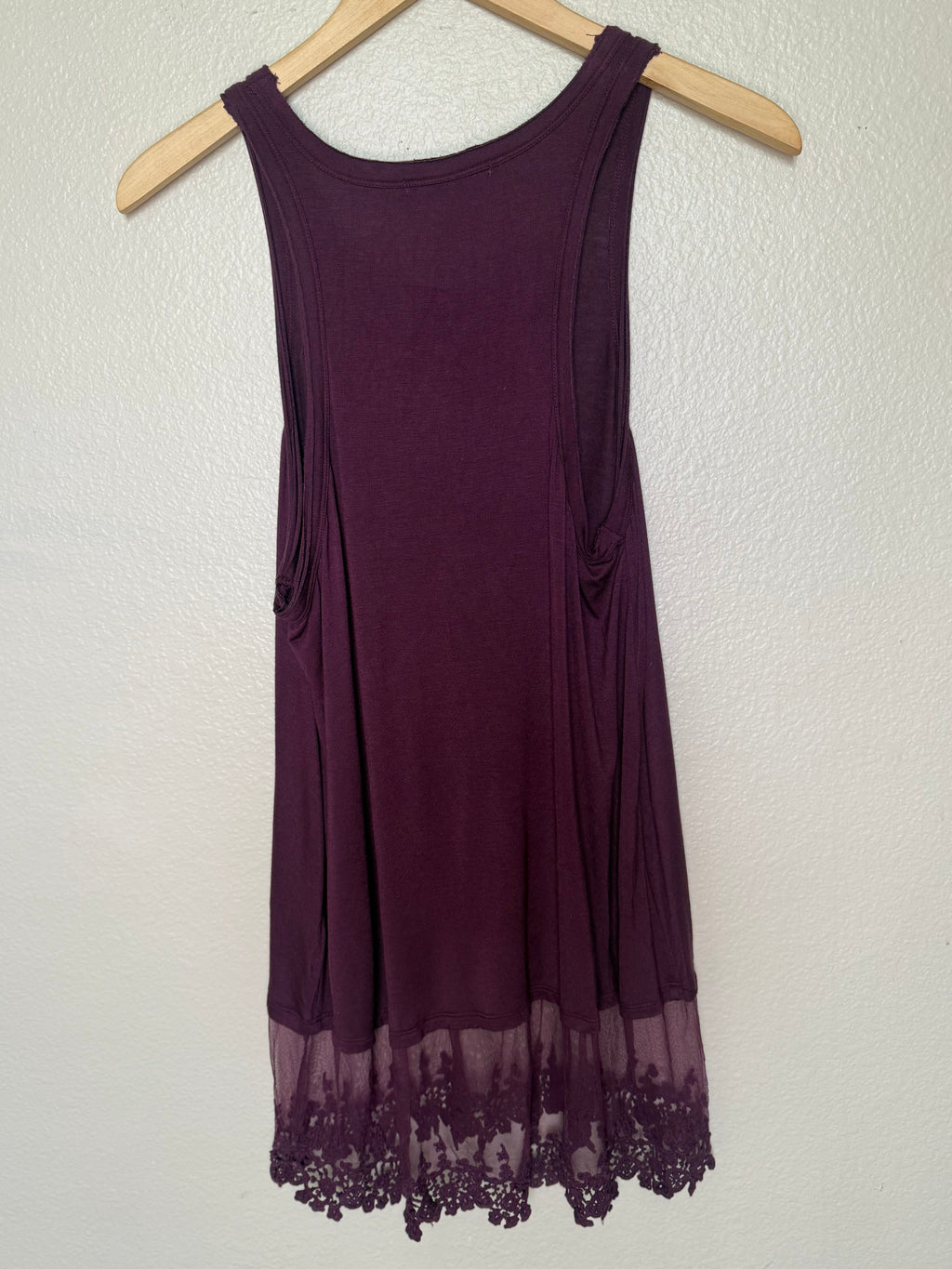 Marlow 95% Rayon 5% Spandex L Merlot Tank Top With Lace Bottom