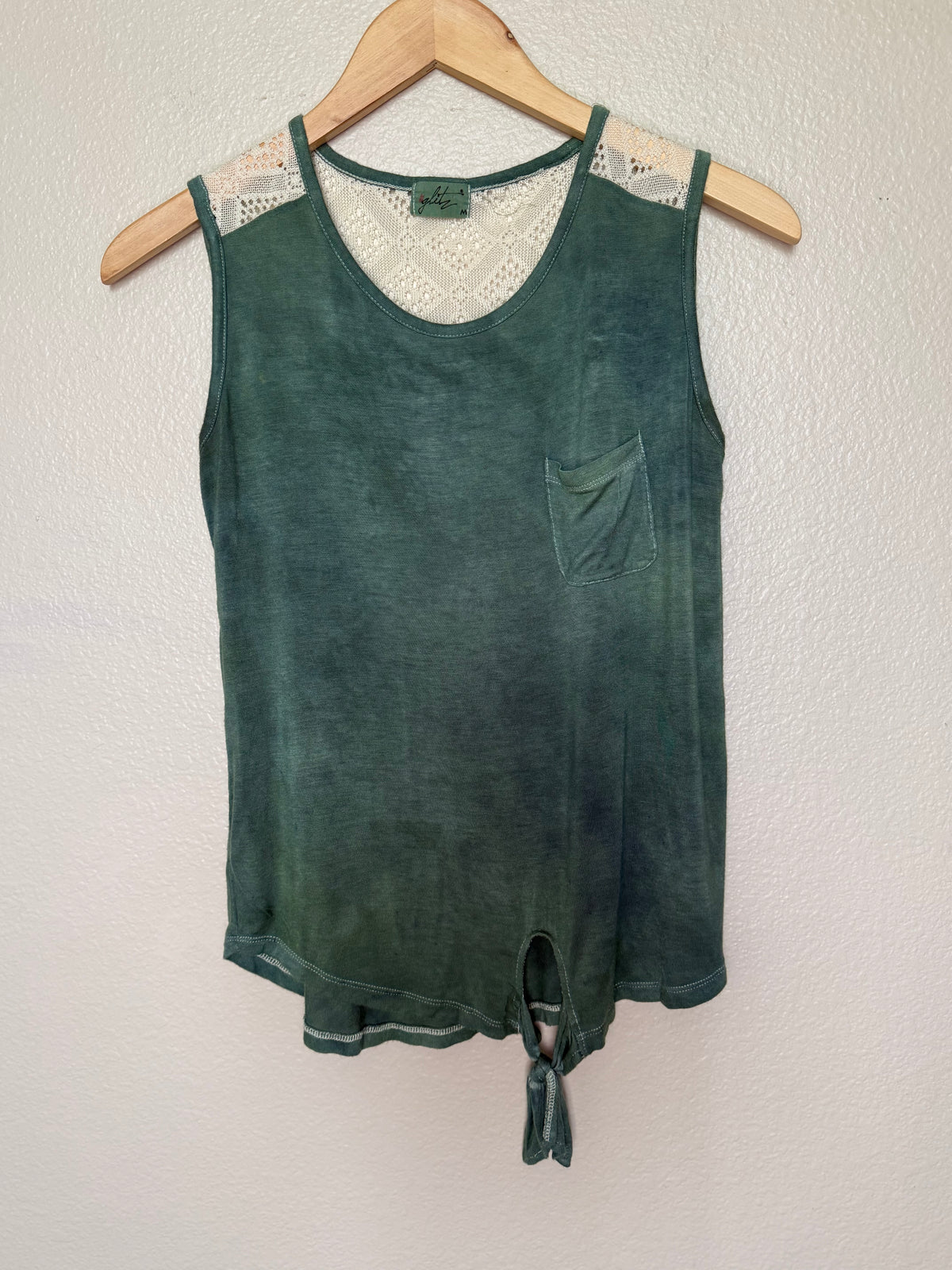 Glitz 95% Rayon 5% Spandex M Faded Forest Green Tank Top with Lace Detail
