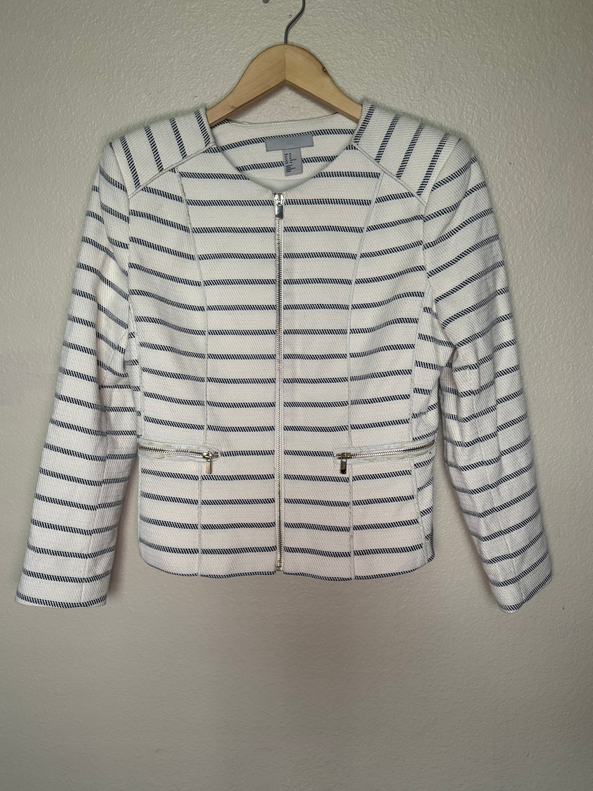 H&M 97% Cotton 3% Polyester Size 10 White and Black Striped Blazer