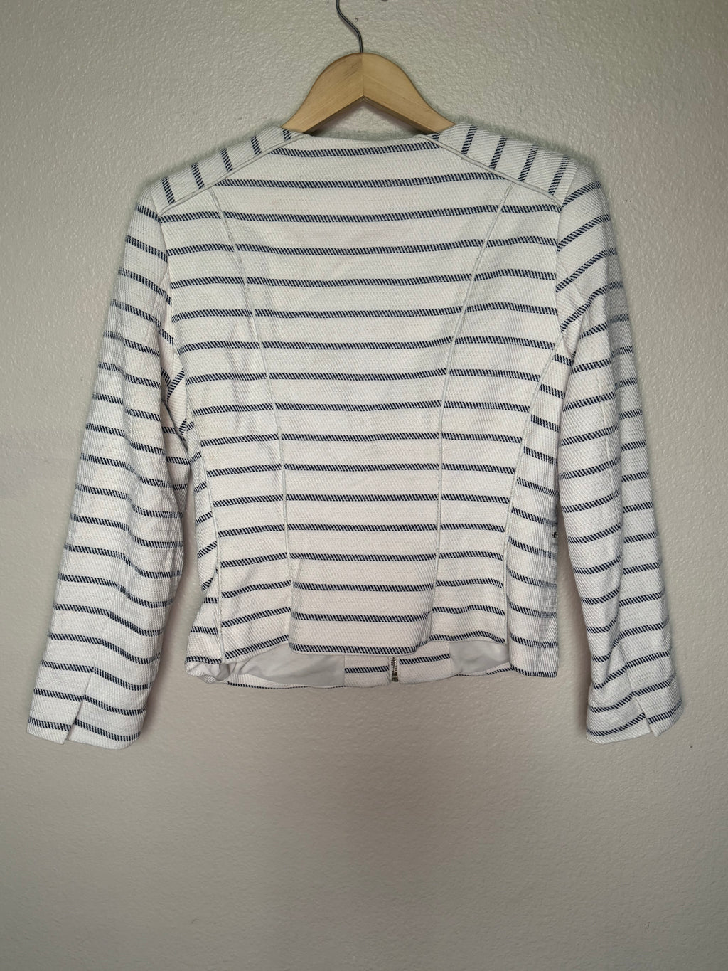 H&M 97% Cotton 3% Polyester Size 10 White and Black Striped Blazer