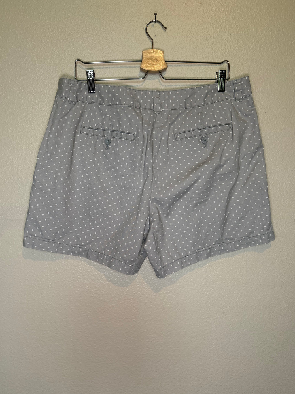 Loft 100% Cotton Size 12 Light Grey Polka Dot Shorts