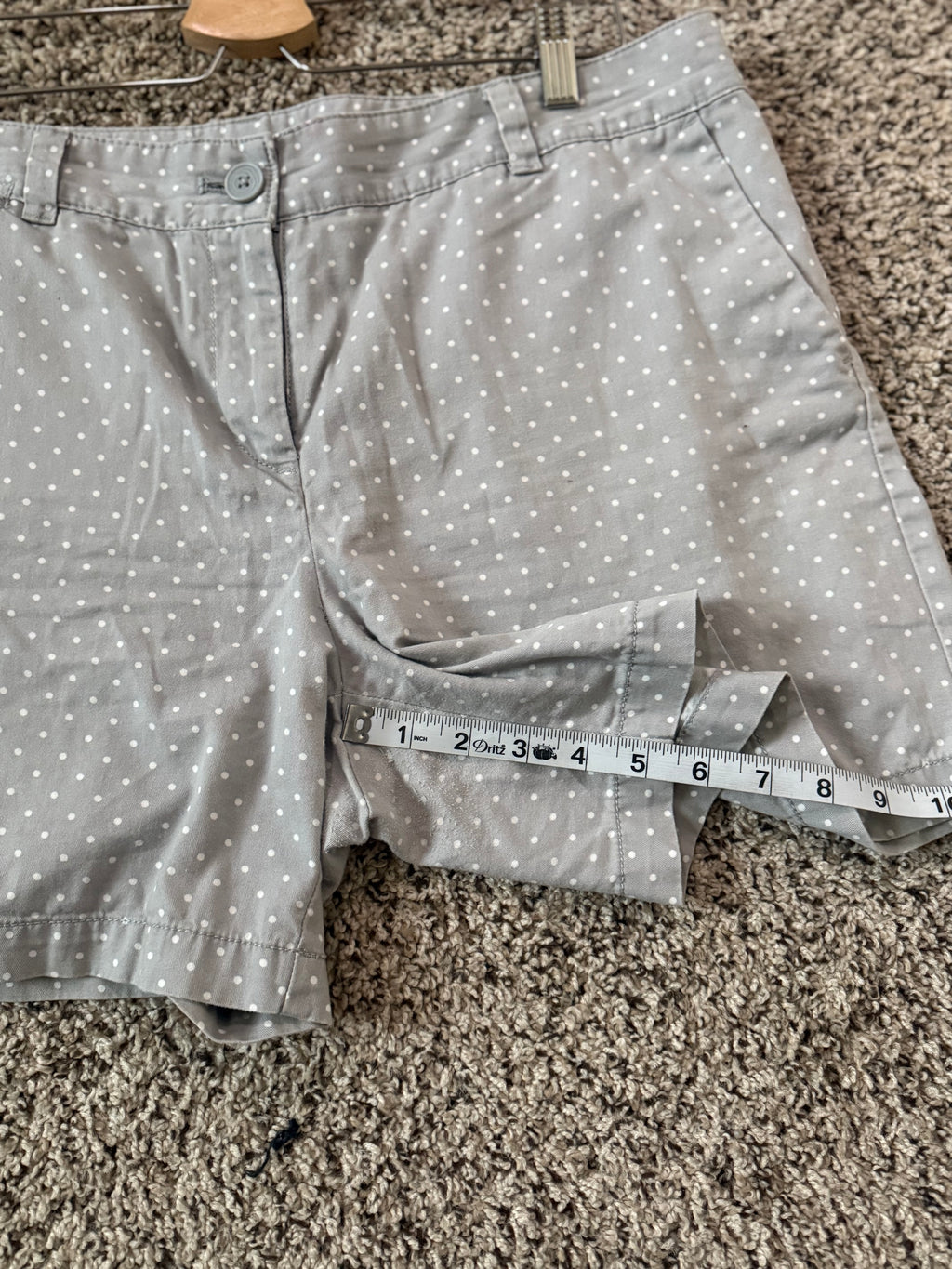 Loft 100% Cotton Size 12 Light Grey Polka Dot Shorts
