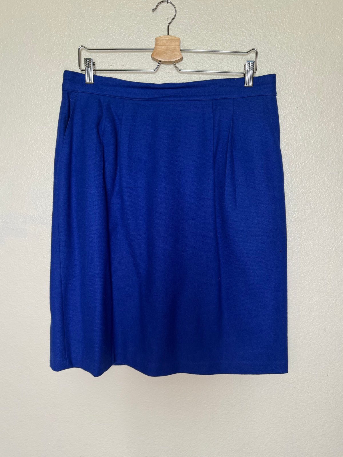 Sag Harbor 100% Wool Size 18 Royal Blue Pencil Skirt