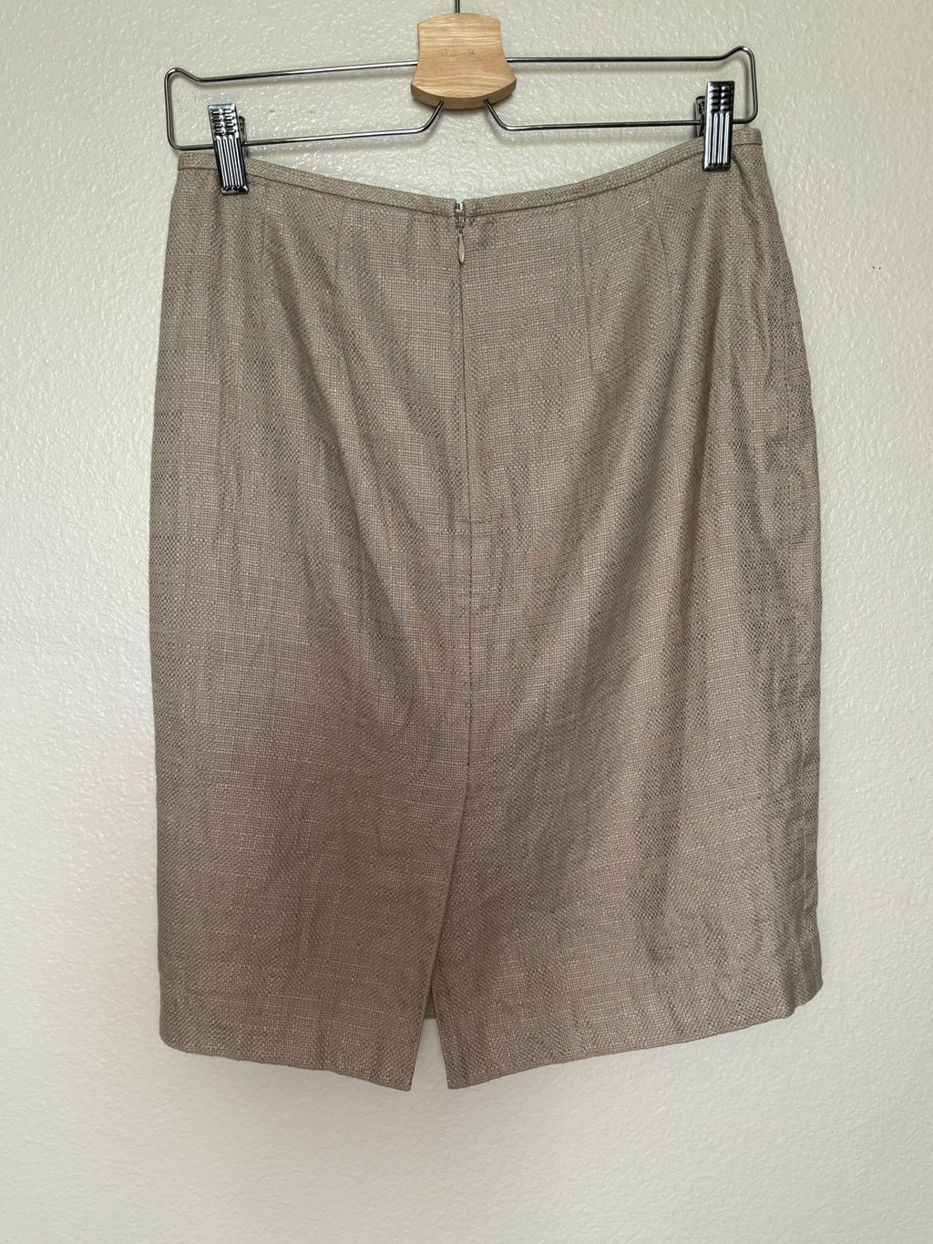 Calvin Klein 65% Linen 35% Cotton Size 4 Beige Pencil Skirt
