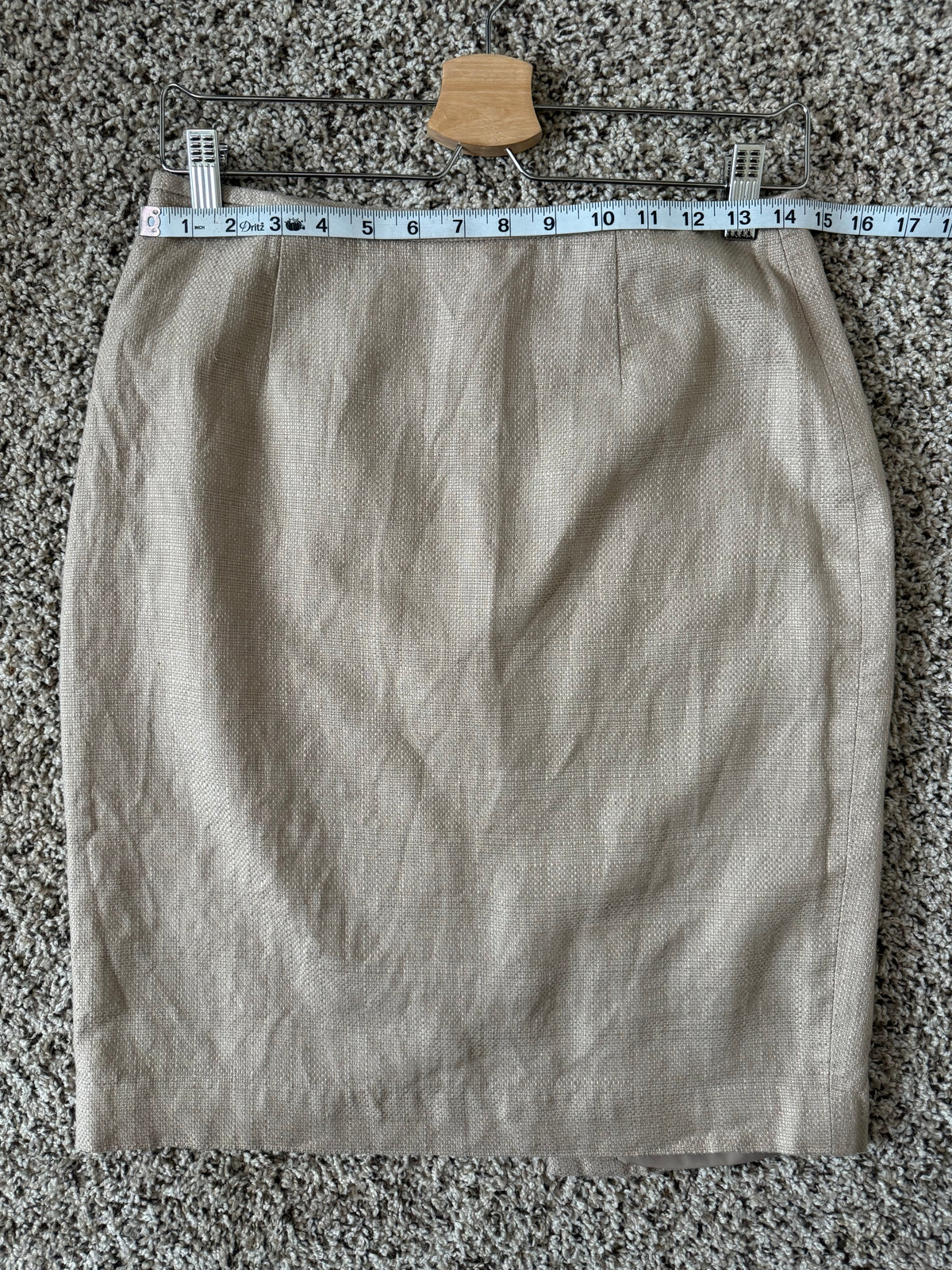 Calvin Klein 65% Linen 35% Cotton Size 4 Beige Pencil Skirt