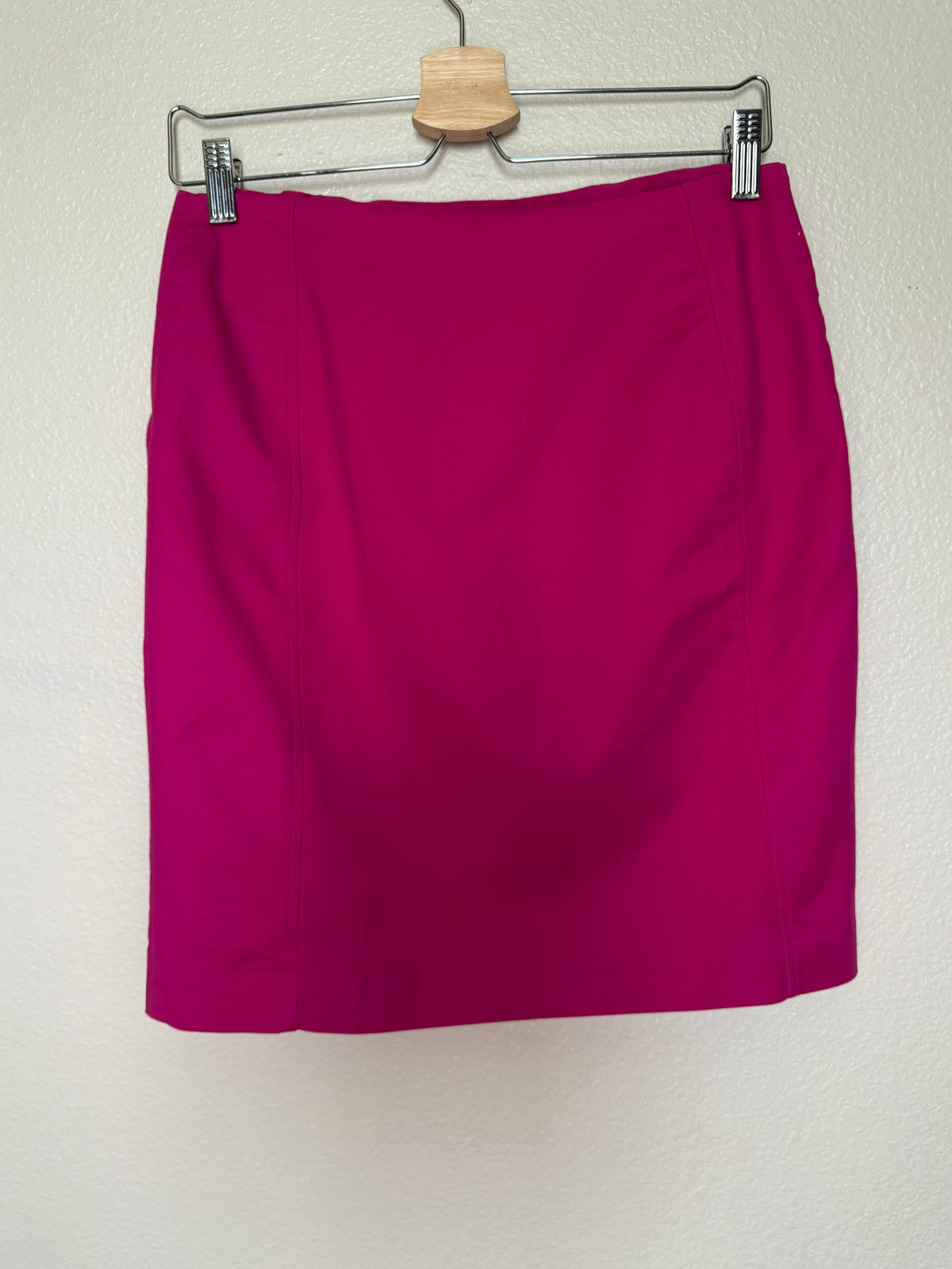 Worthington 97% Cotton 3% Elastane Size 6 Fuchsia Pencil Skirt
