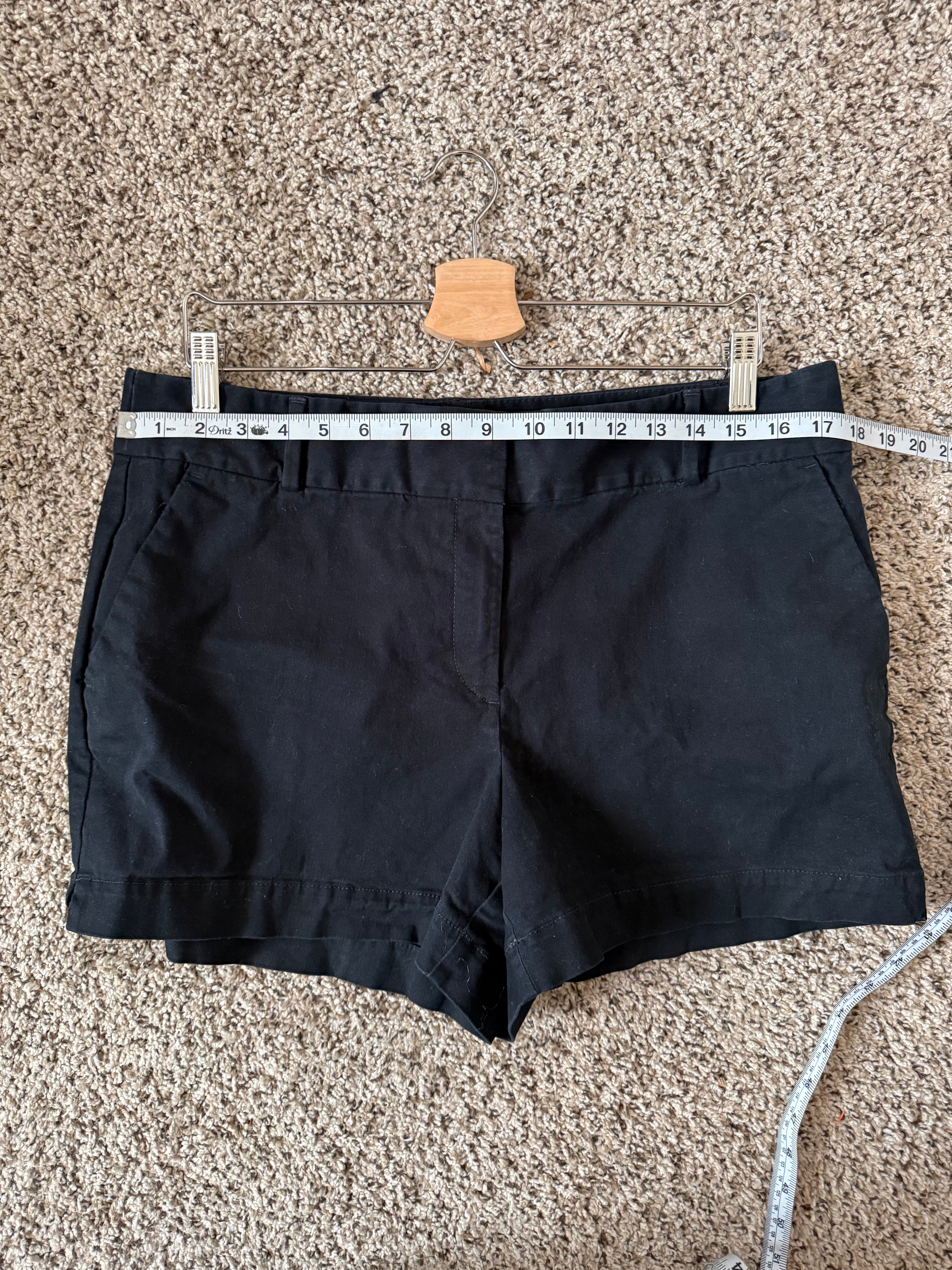 Loft 97% Cotton 3% Elastane Size 12 Black Shorts