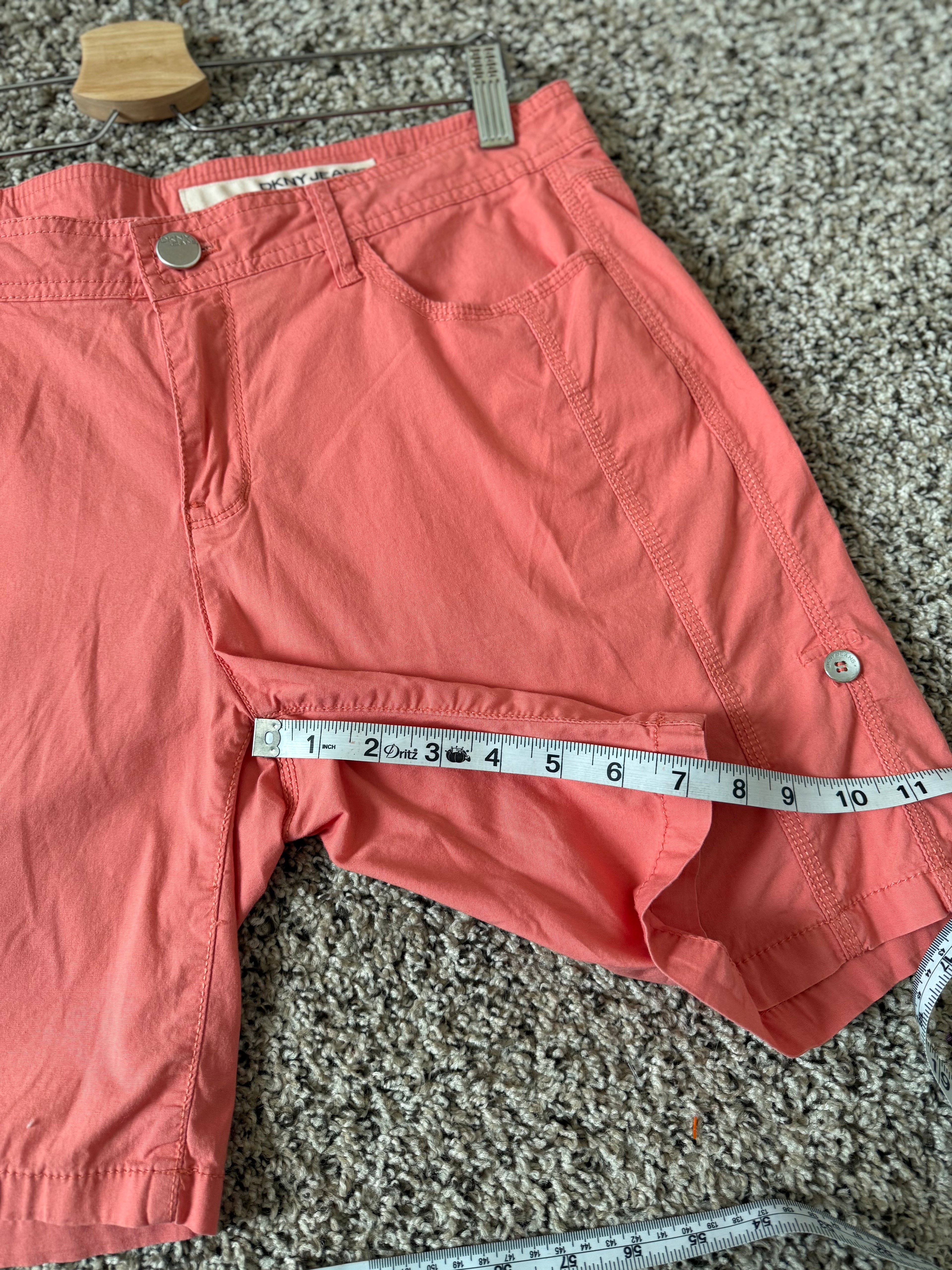 DKNY 98% Cotton 2% Spandex Size 10 Coral Mid Thigh Shorts