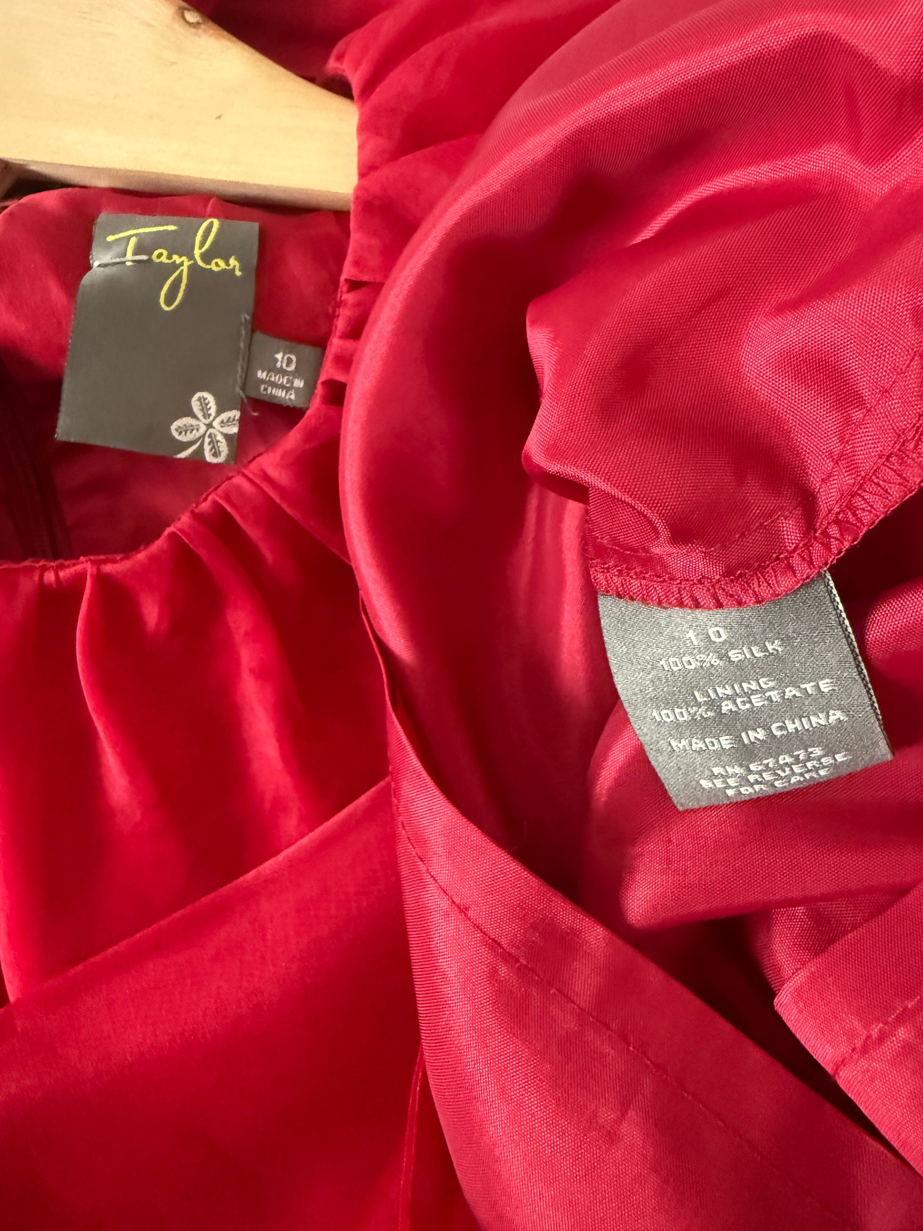 Taylor 100% Silk Size 10 Red Dress with Ruffle Collar