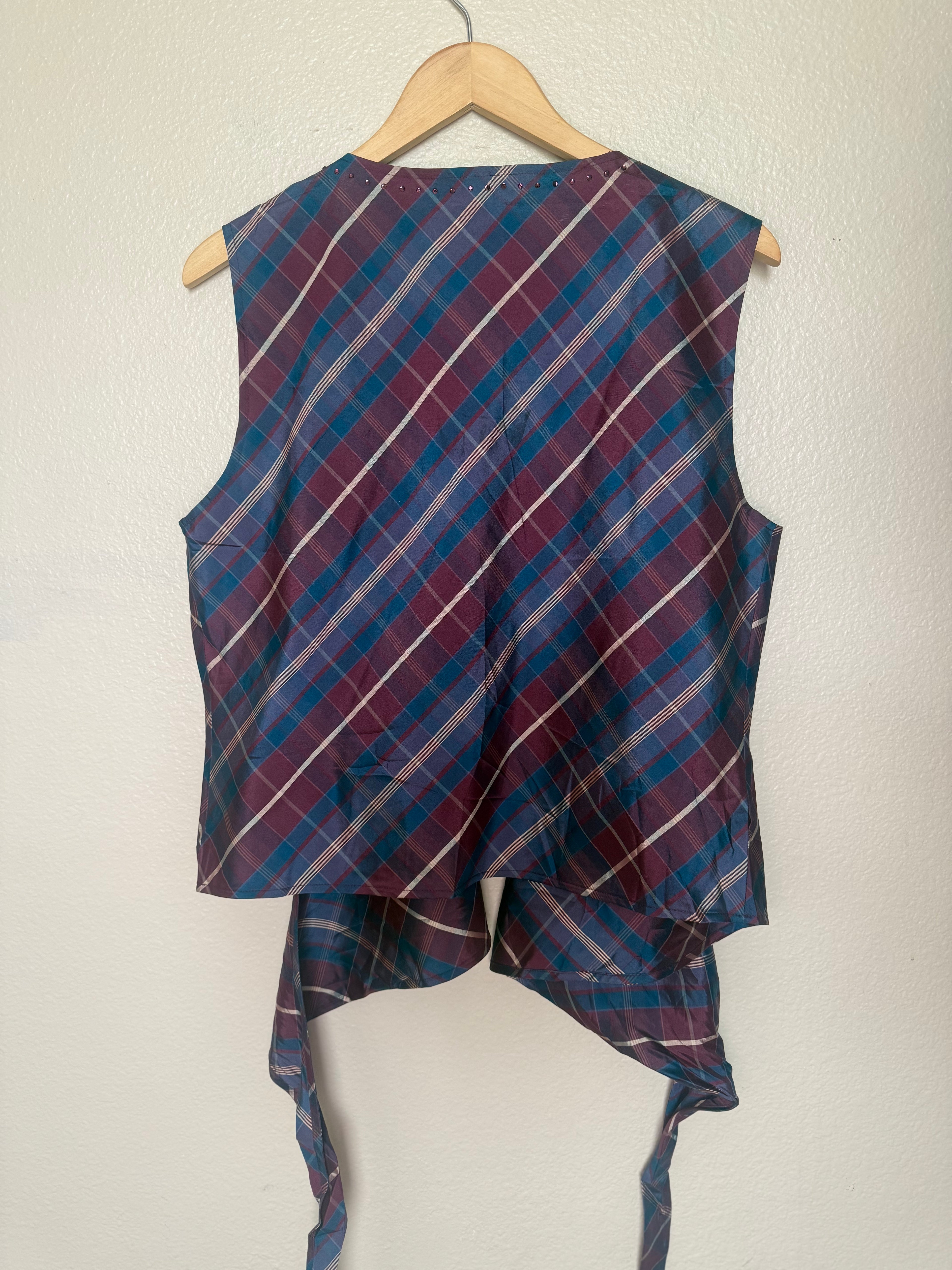 Casual Corner 100% Silk Size 16 Navy Maroon and Beige Plaid Tie Tank Top