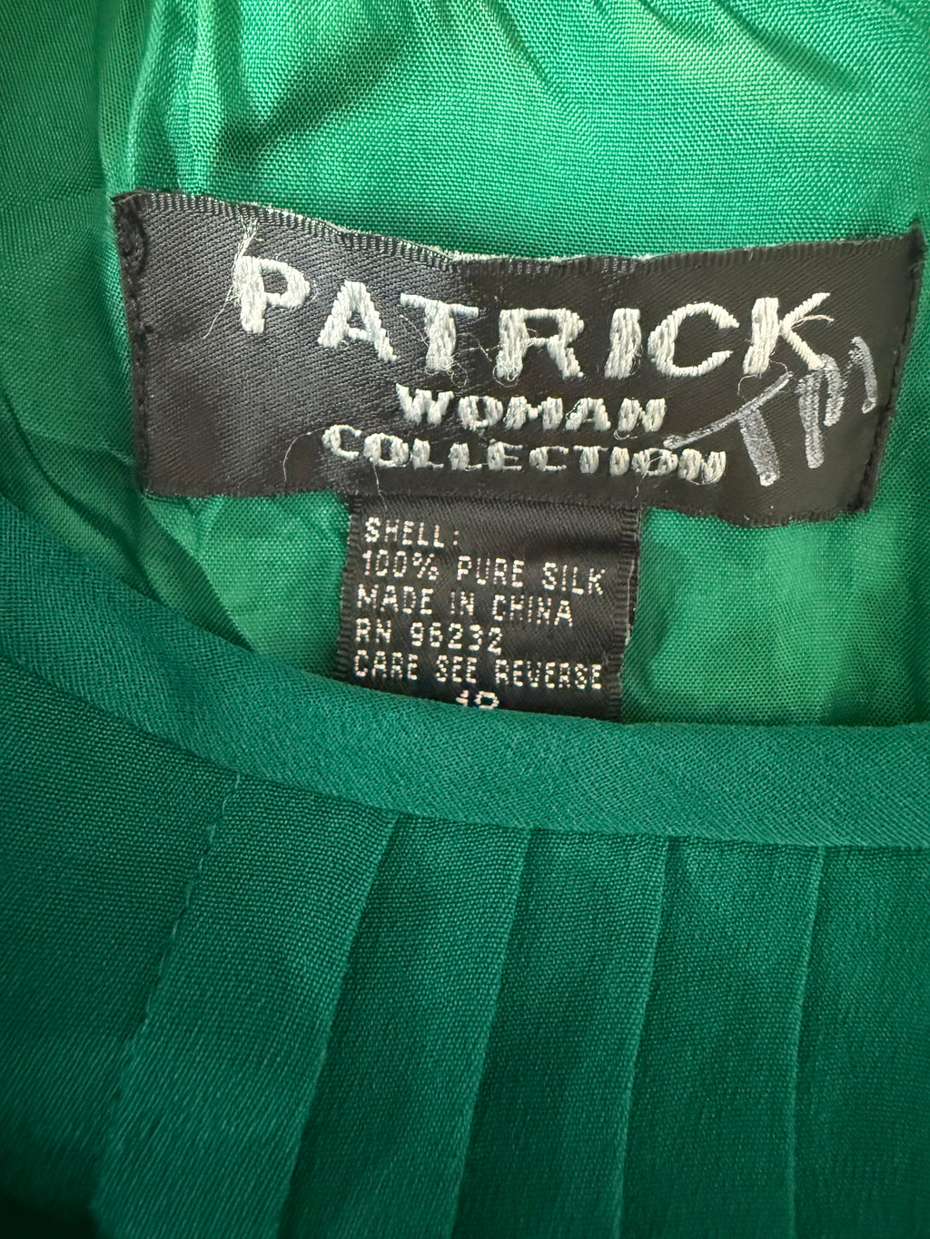Patrick Collection 100% Silk Size 18 Emerald Crew Neck 3/4 Sleeve Dress