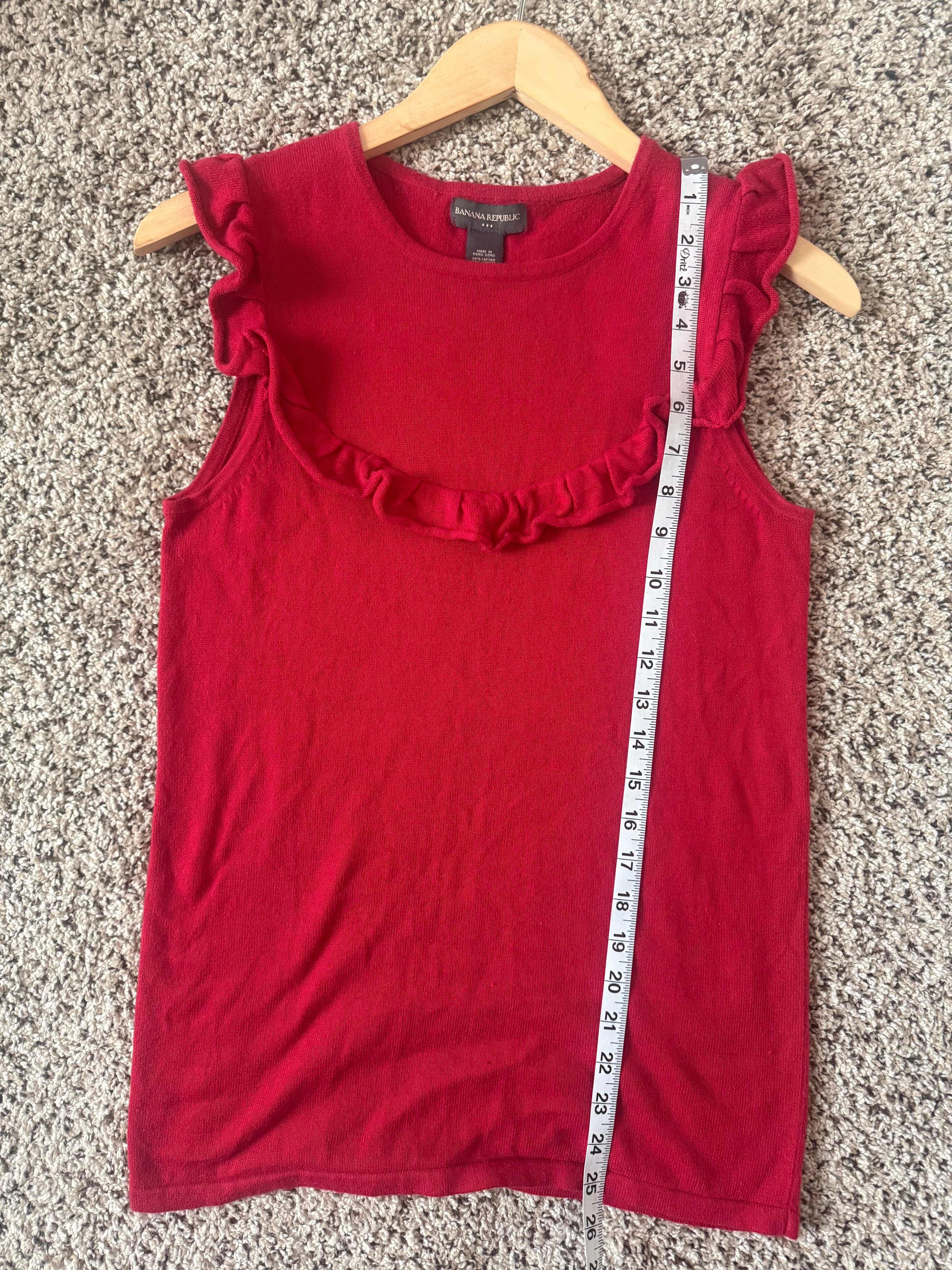 Banana Republic 60% Cotton 30% Viscose 10% Angora Rabbit Hair M Red Knit Tank Top