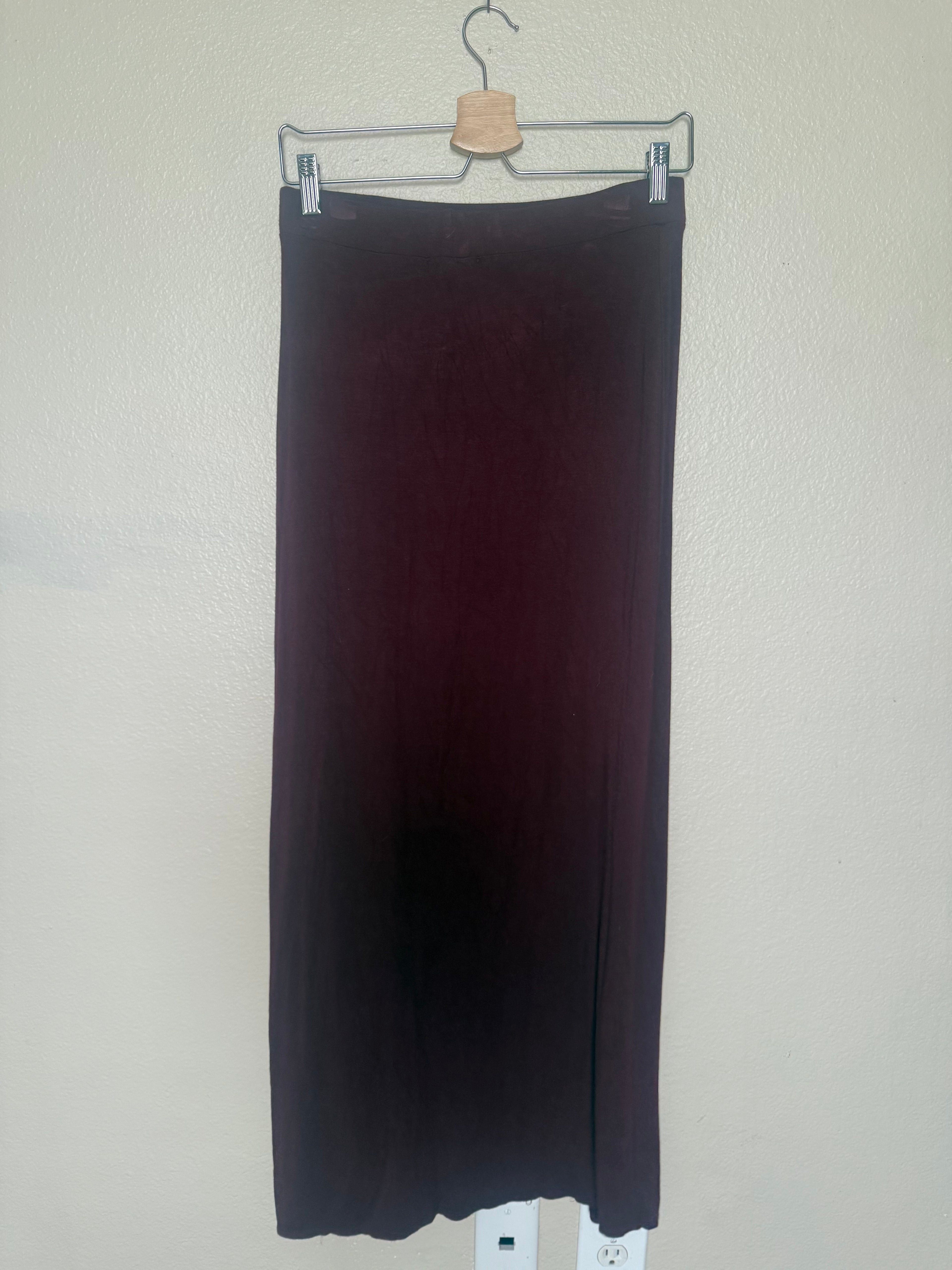 A'gaci 96% Rayon 4% Spandex L Maroon Maxi Skirt With Front Slits
