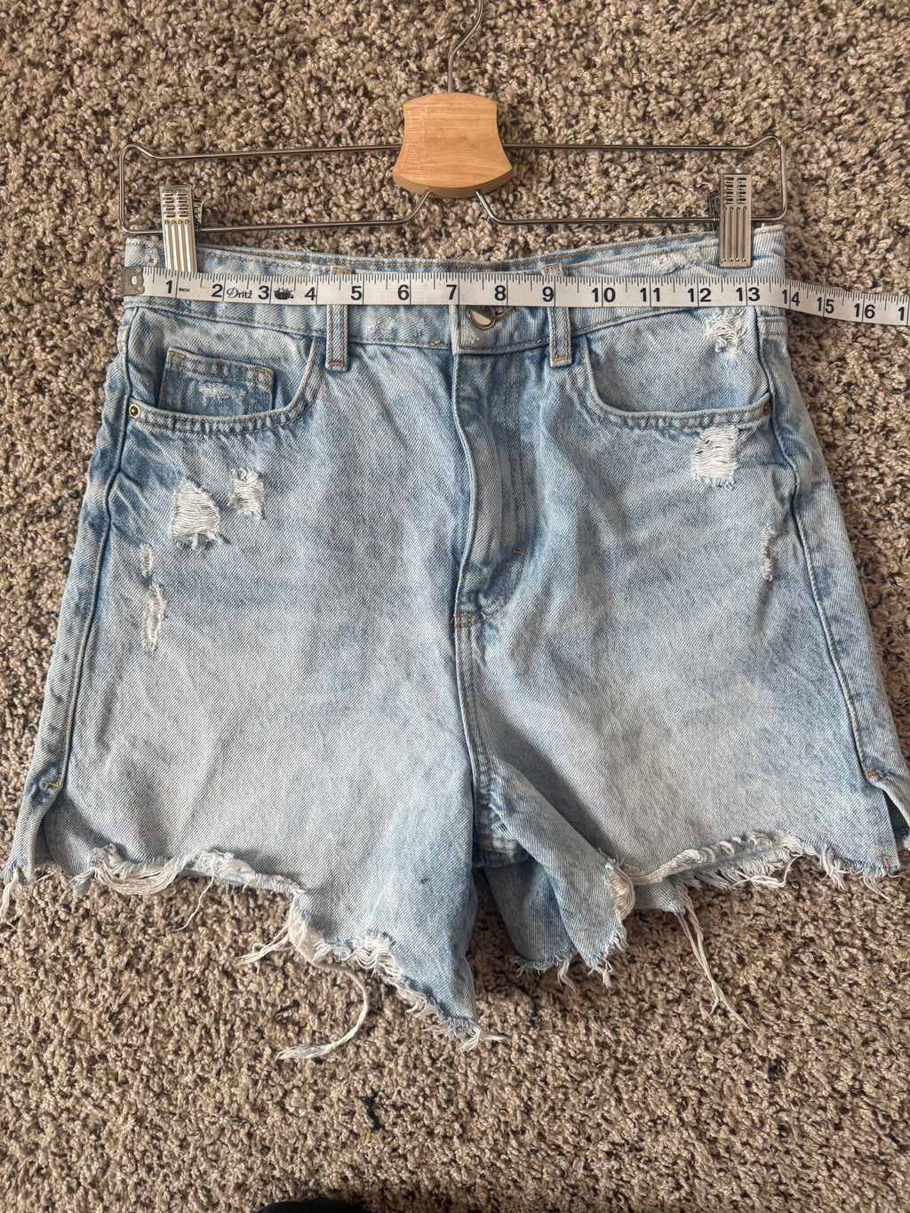 Zara 100% Cotton Size 4 Light Wash Denim Shorts
