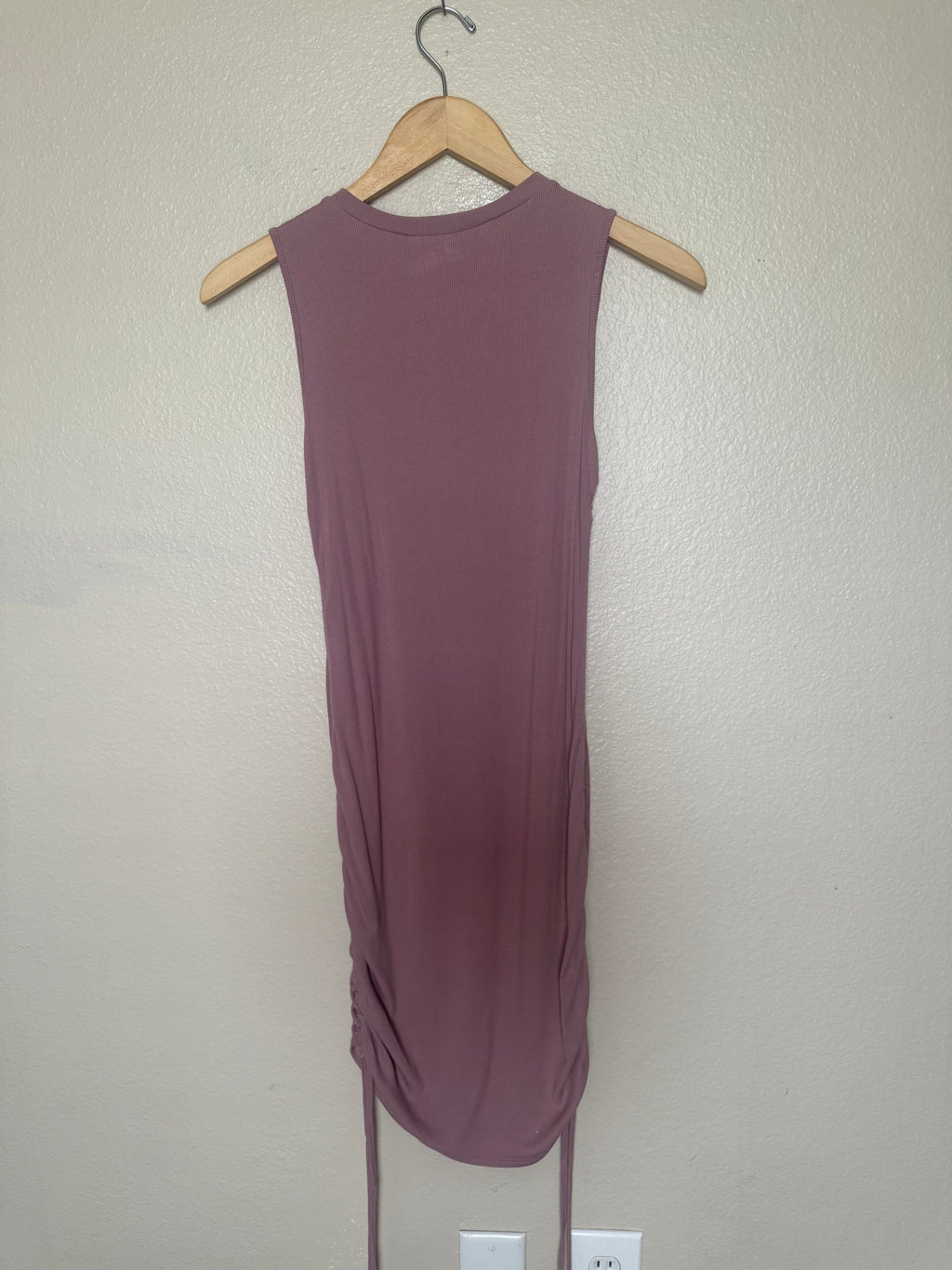 BB Dakota Steve Madden 93% Viscose 7% Spandex M Dusty Rose Scrunchy Tank Top Dress