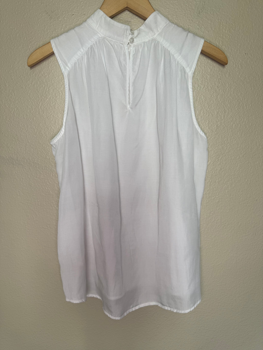 Cloth & Stone Anthropologie 100% Tencel Lyocell M White Mock Neck Tank Top