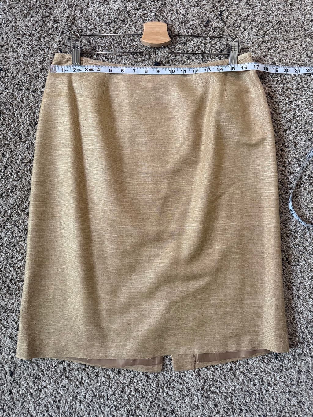 Kasper 100% Silk Size 14 Beige Pencil Skirt