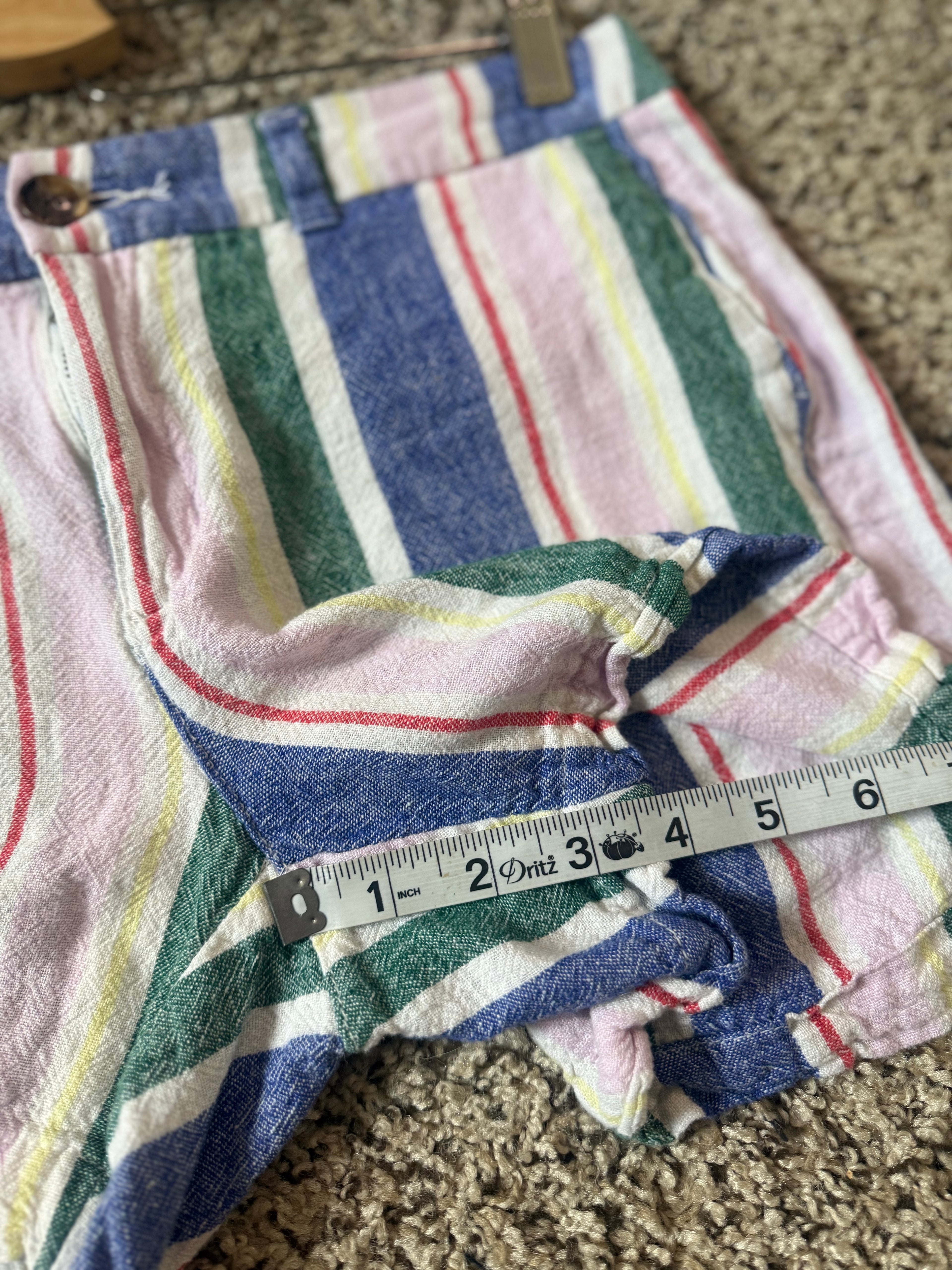 Old Navy 55% Linen 45% Rayon/Viscose Size 6 Multicolor Stiped Shorts
