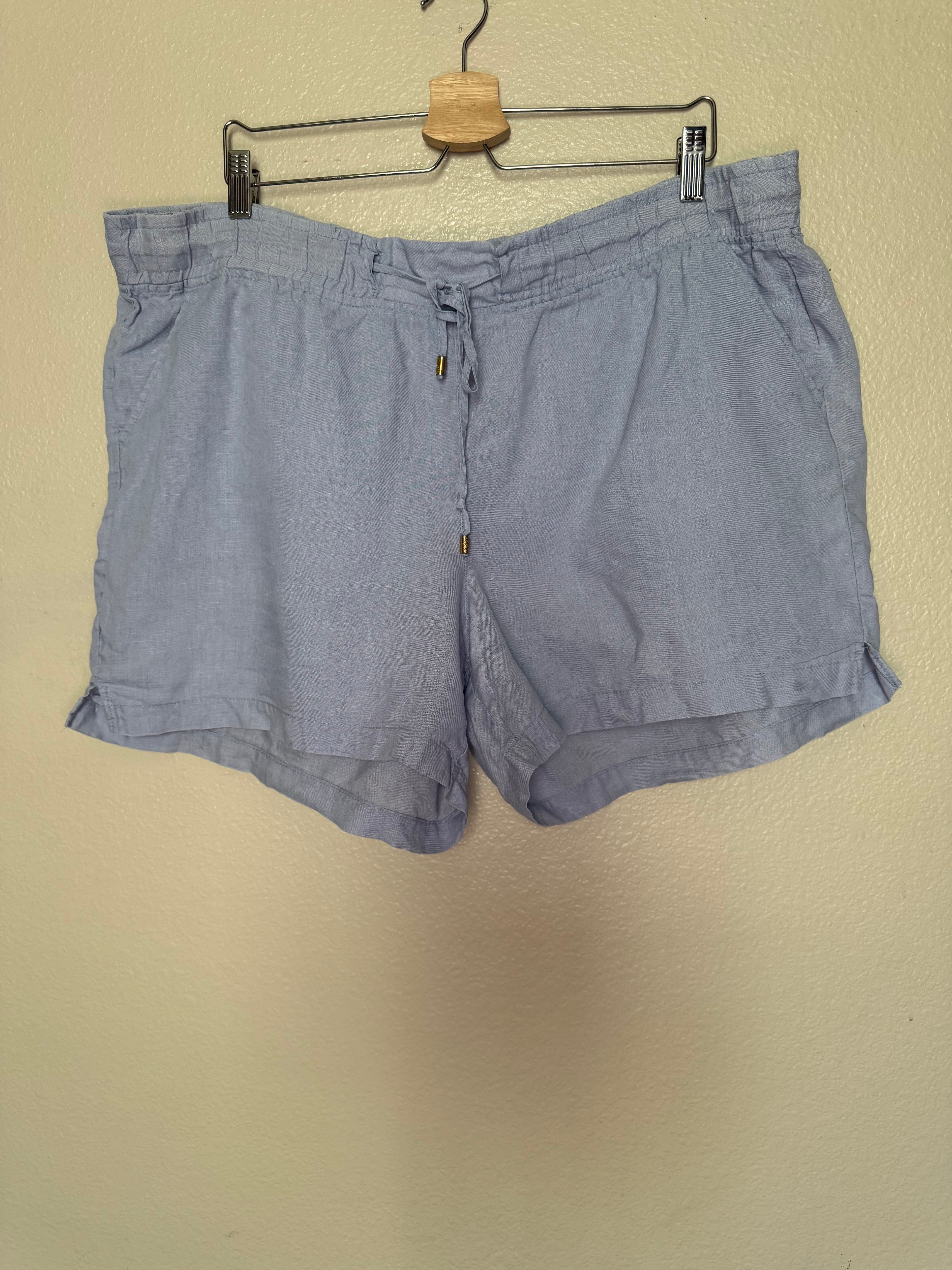Company Ellen Tracy 100% Linen XL Light Blue Shorts