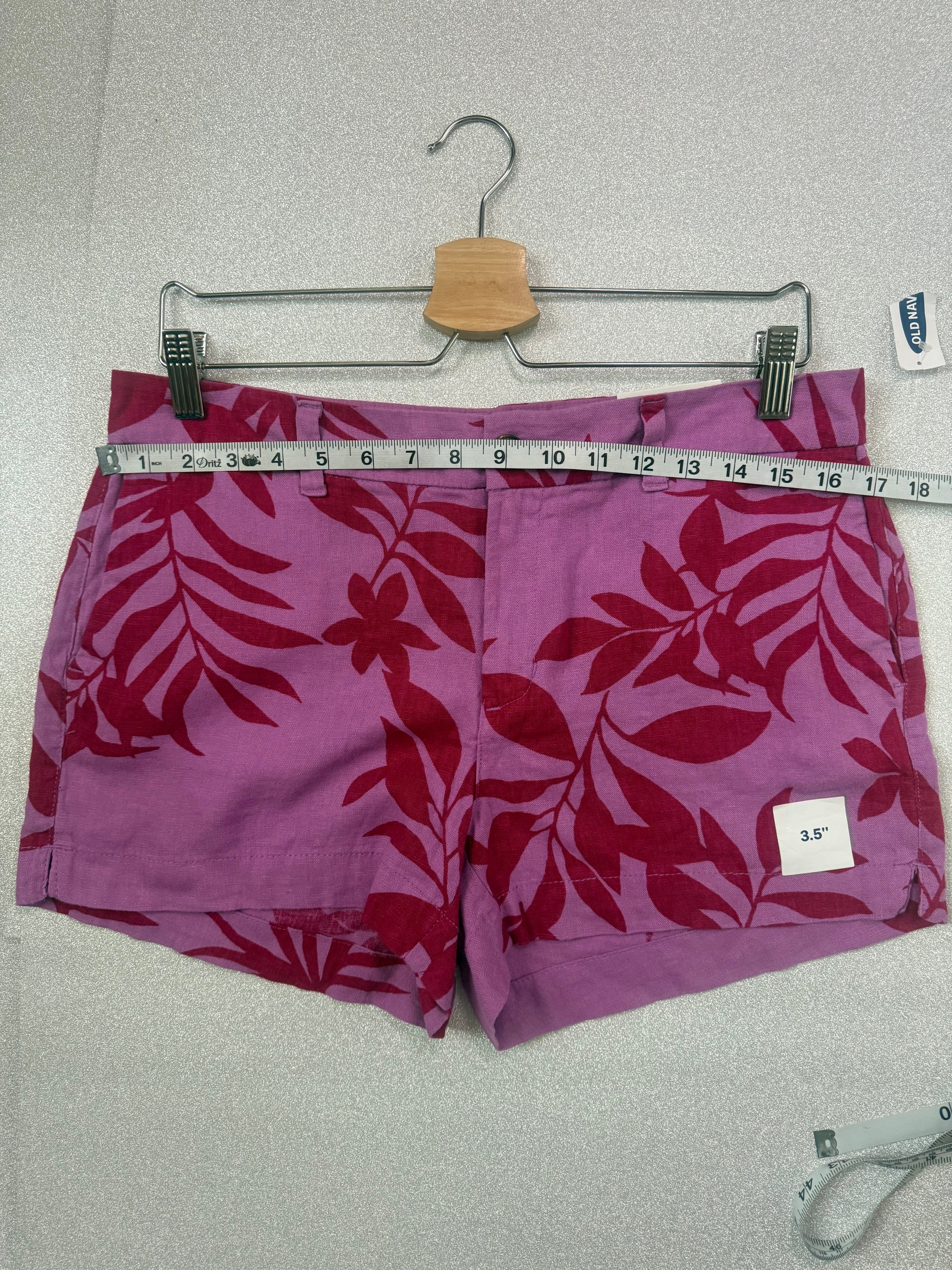Old Navy 55% Linen/45% Rayon Viscose Size 8 Purple Plant Print Shorts