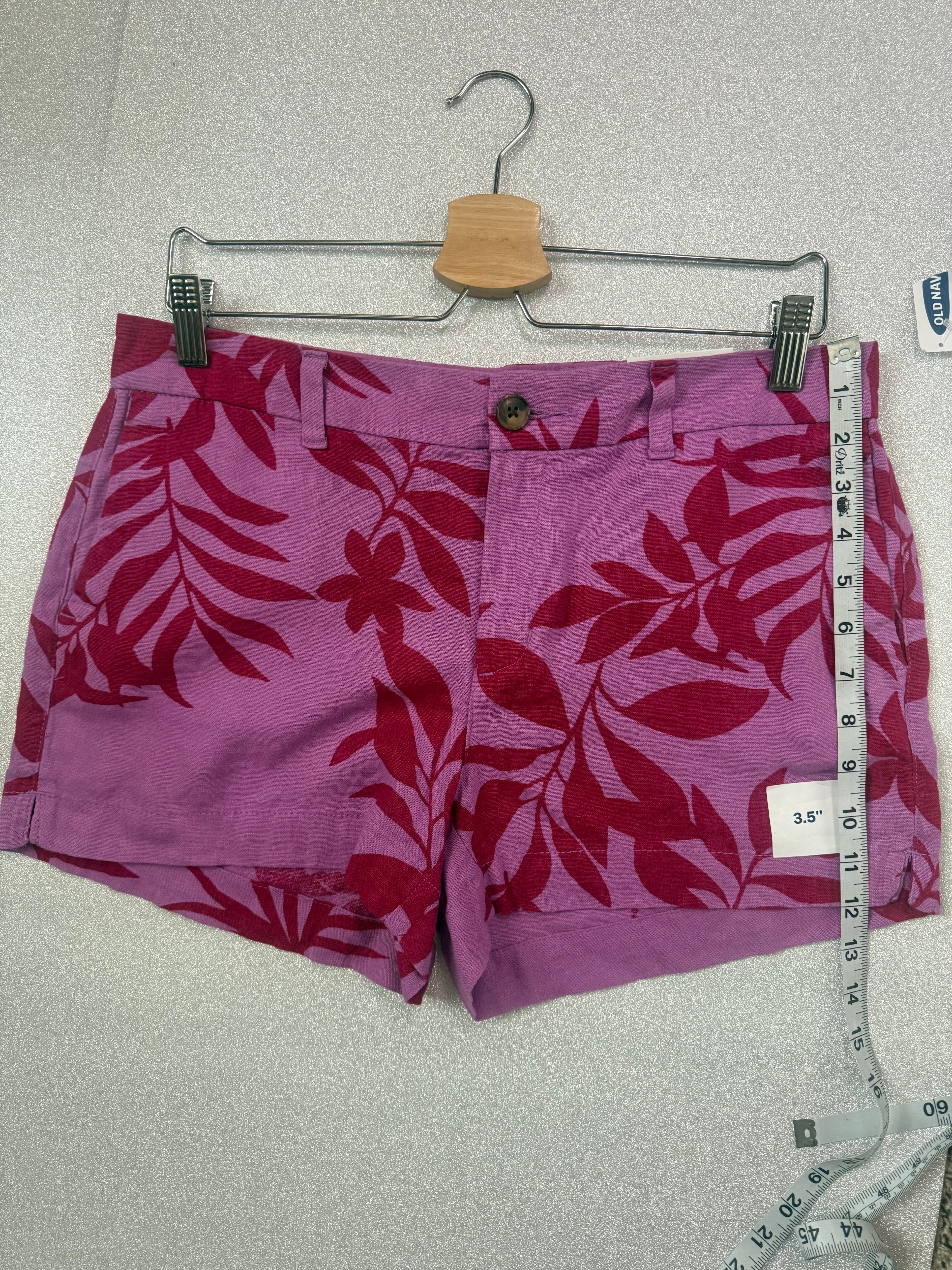 Old Navy 55% Linen/45% Rayon Viscose Size 8 Purple Plant Print Shorts