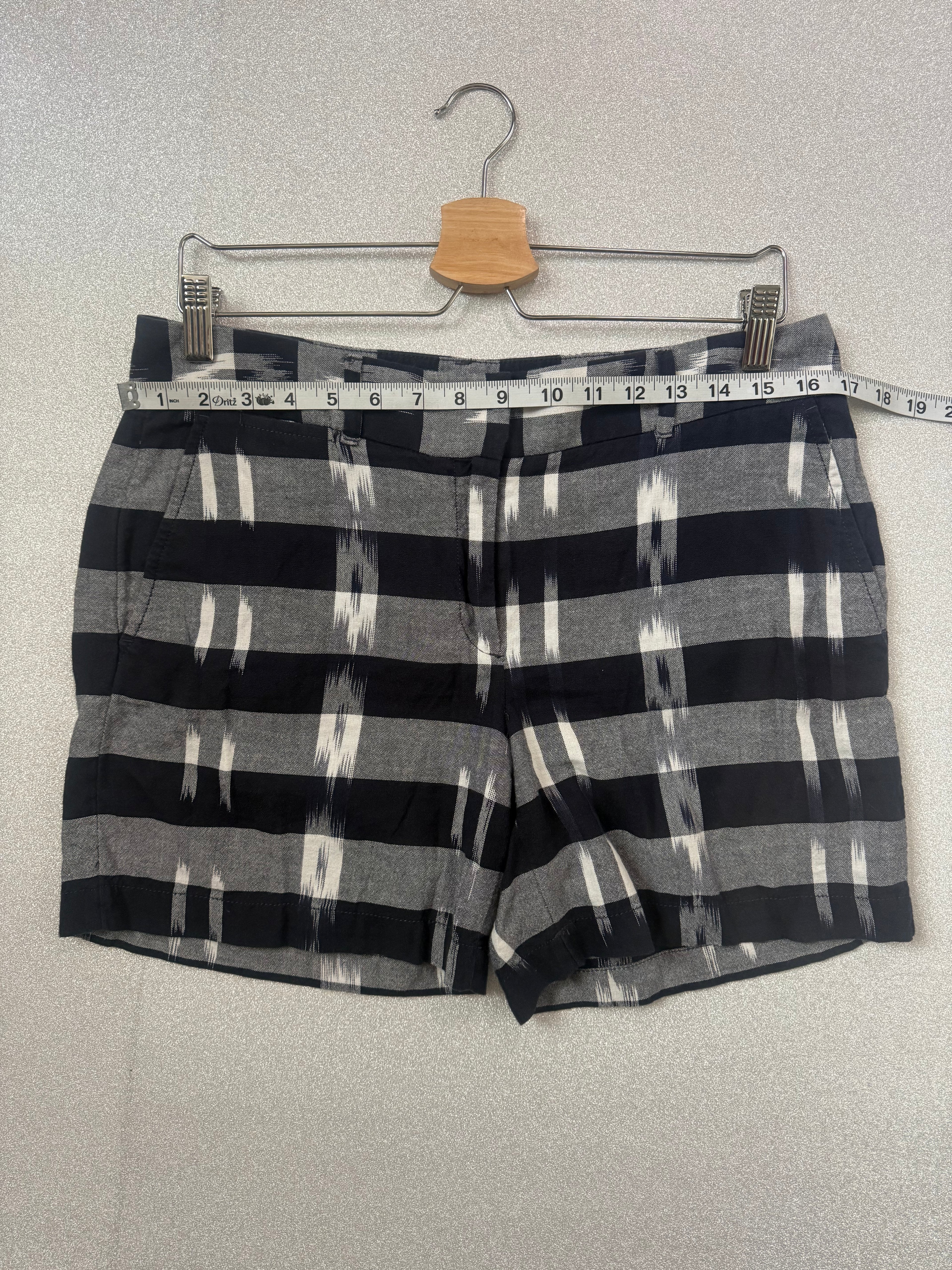 Loft 100% Cotton Size 6 Black White and Grey Shorts