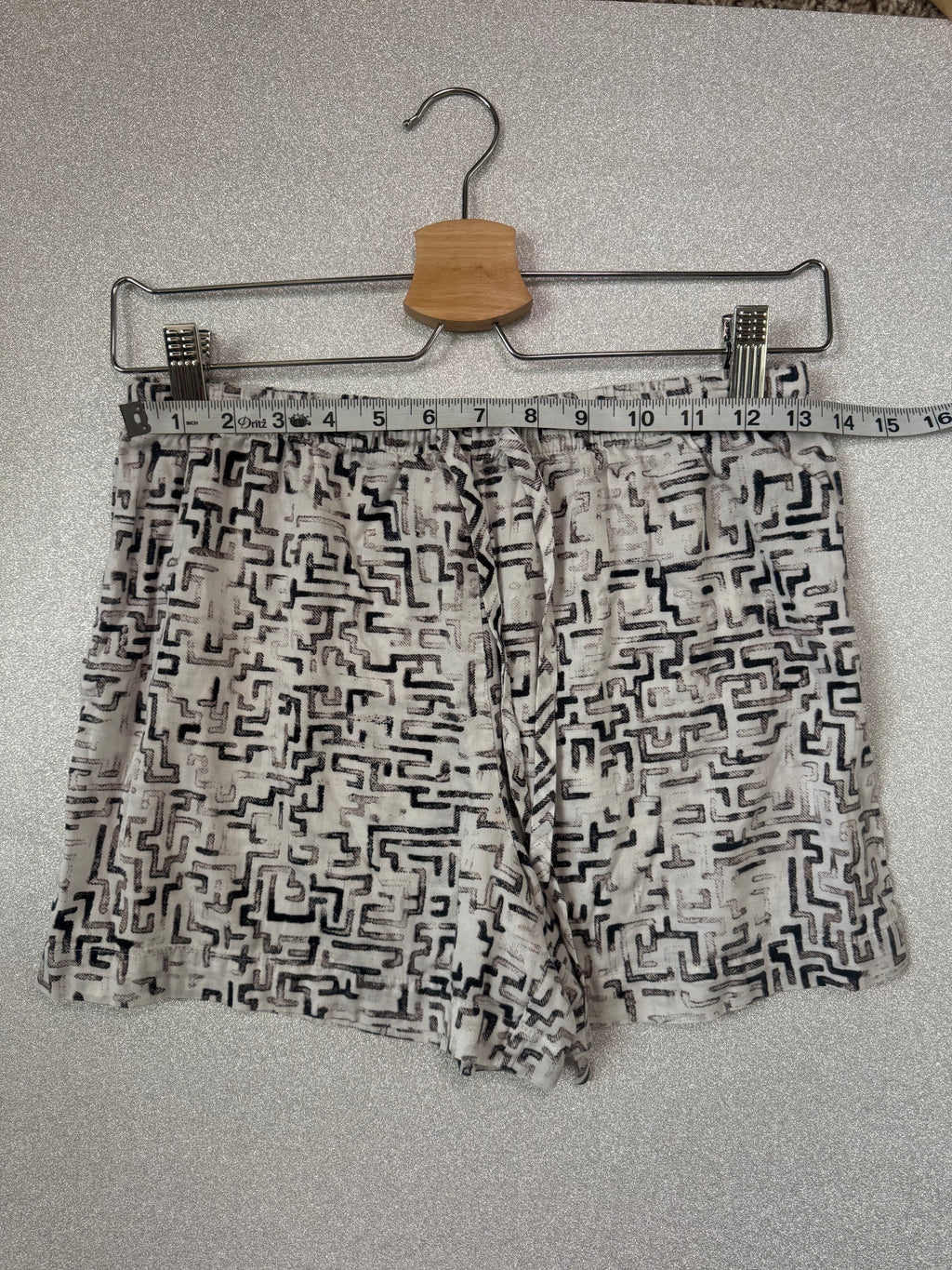 Natori 100% Cotton XS White with Black Maze Design Shorts