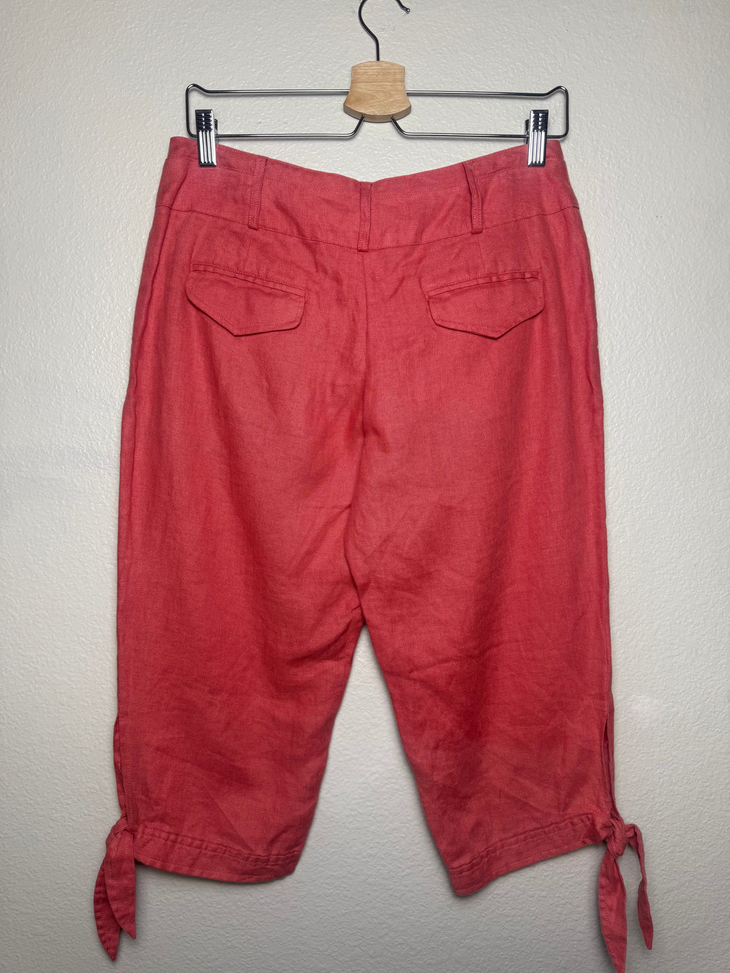 Zoe D 100% Linen Size 4 Coral-Orange Capris
