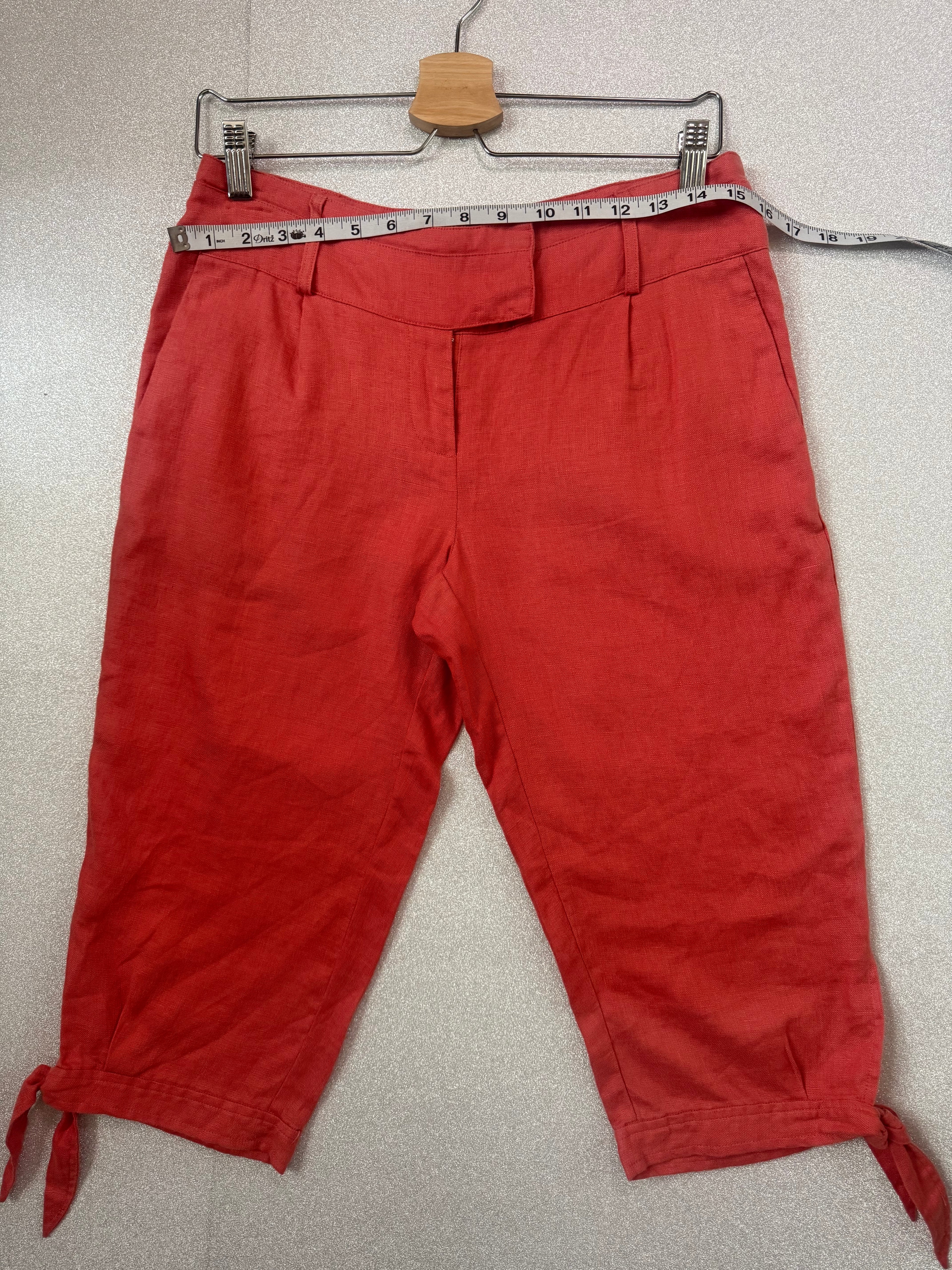 Zoe D 100% Linen Size 4 Coral-Orange Capris