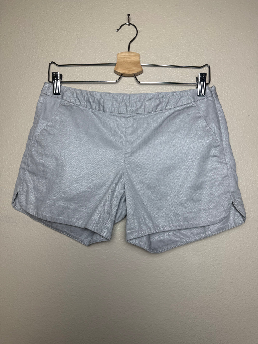 Lily Pulitzer 100% Cotton Size 2 Grey Shimmery Metallic Shorts