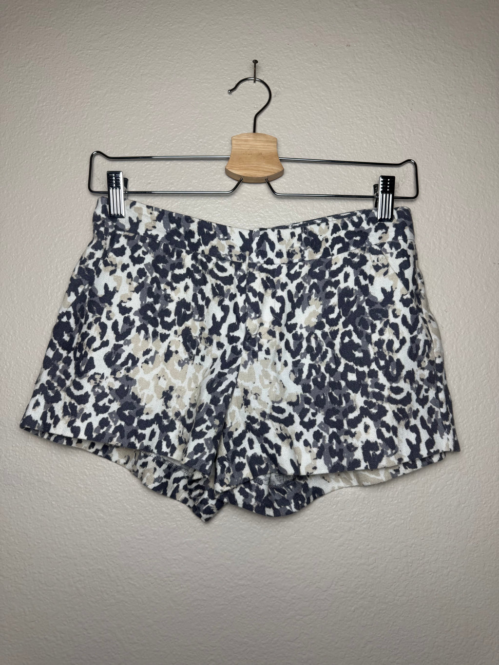 Joie 100% Linen Size 0 Cheetah Print Shorts