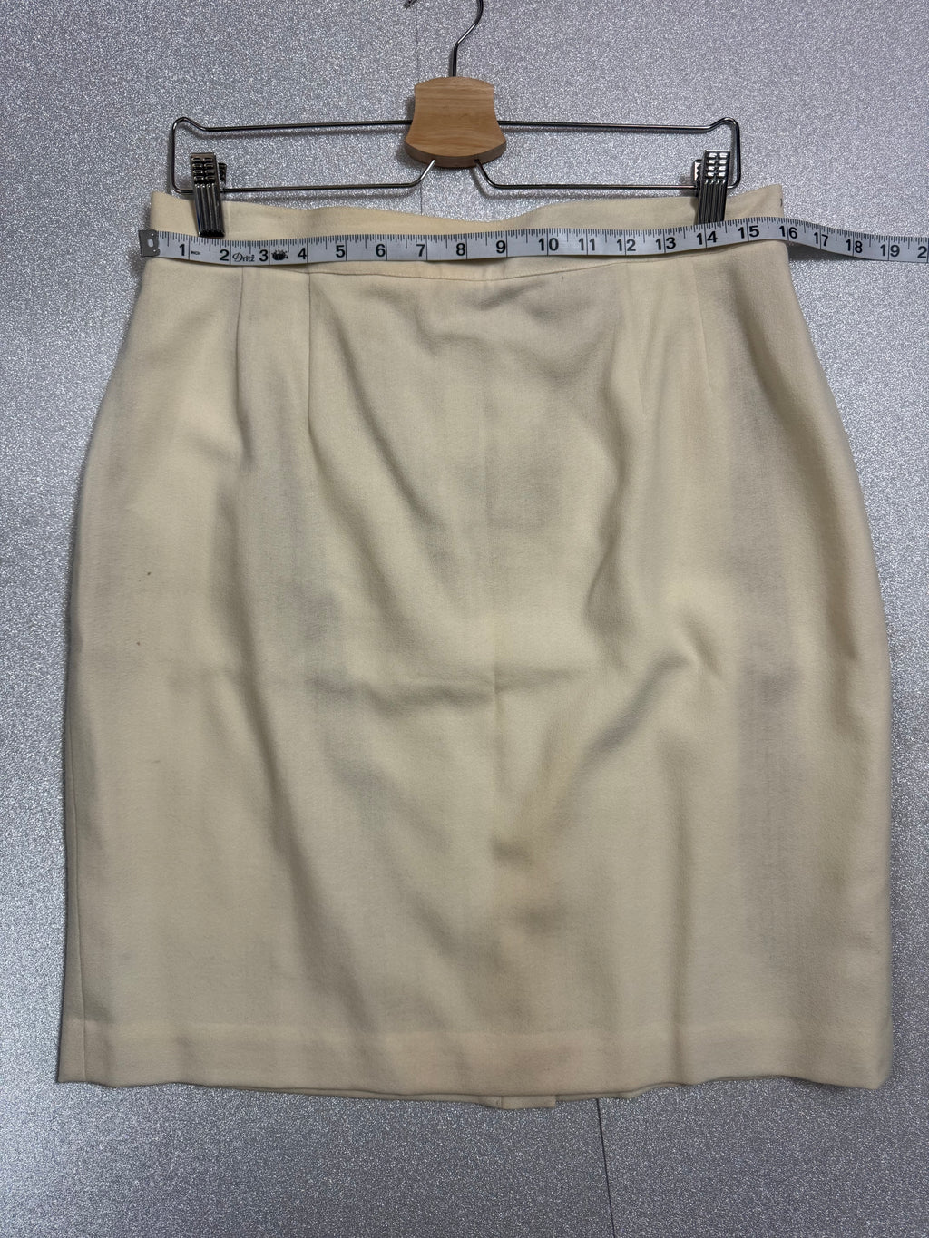 No Brand 100% Wool Size 16 Off-White Pencil Skirt