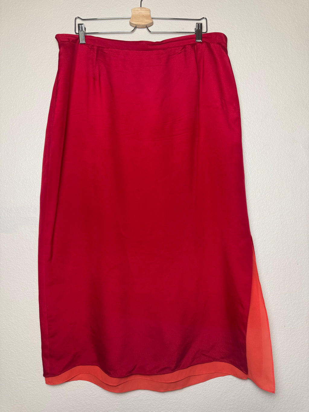 Josephine Chaus 100% Silk 20 Red Pencil Skirt