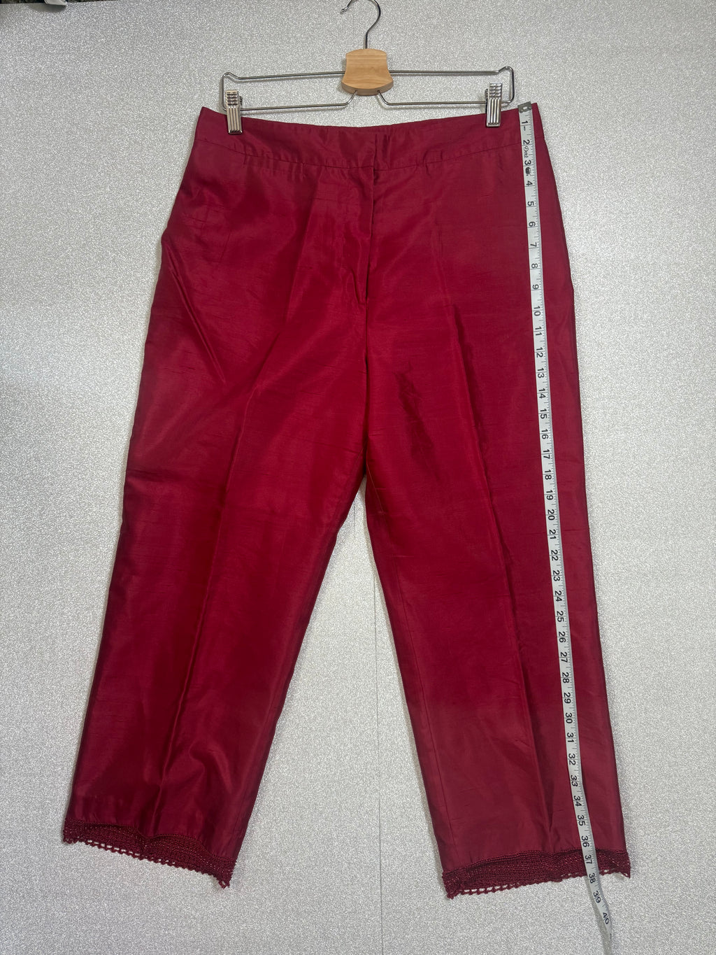 Willi Smith 100% Silk Size 14 Merlot Capri Pants with Beaded Trim