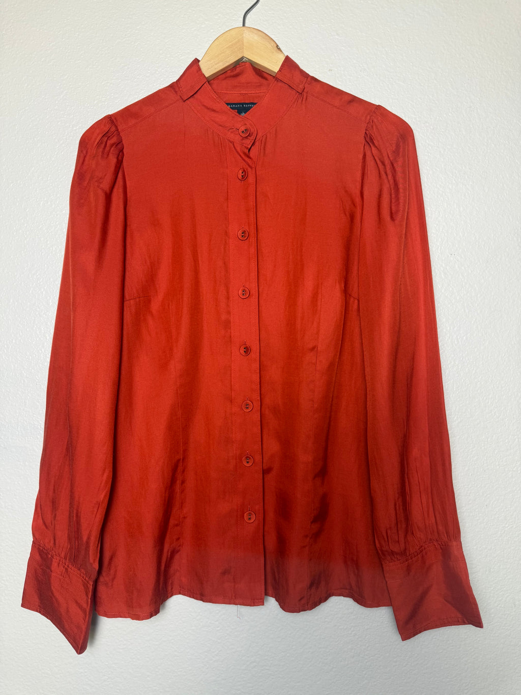 Banana Republic 57% Silk 43% Cotton L Burnt Orange-Red Long Sleeve Button Down