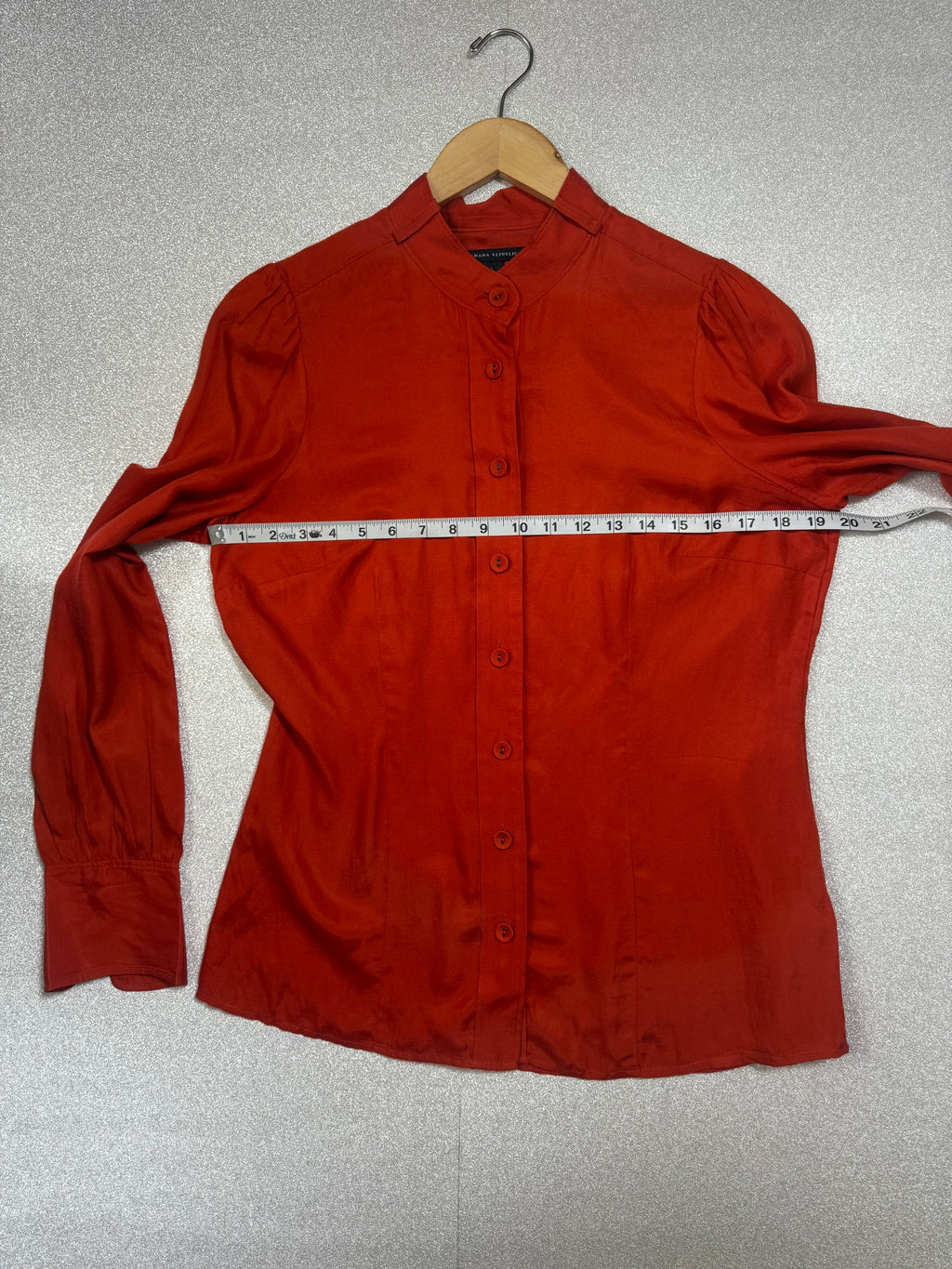 Banana Republic 57% Silk 43% Cotton L Burnt Orange-Red Long Sleeve Button Down