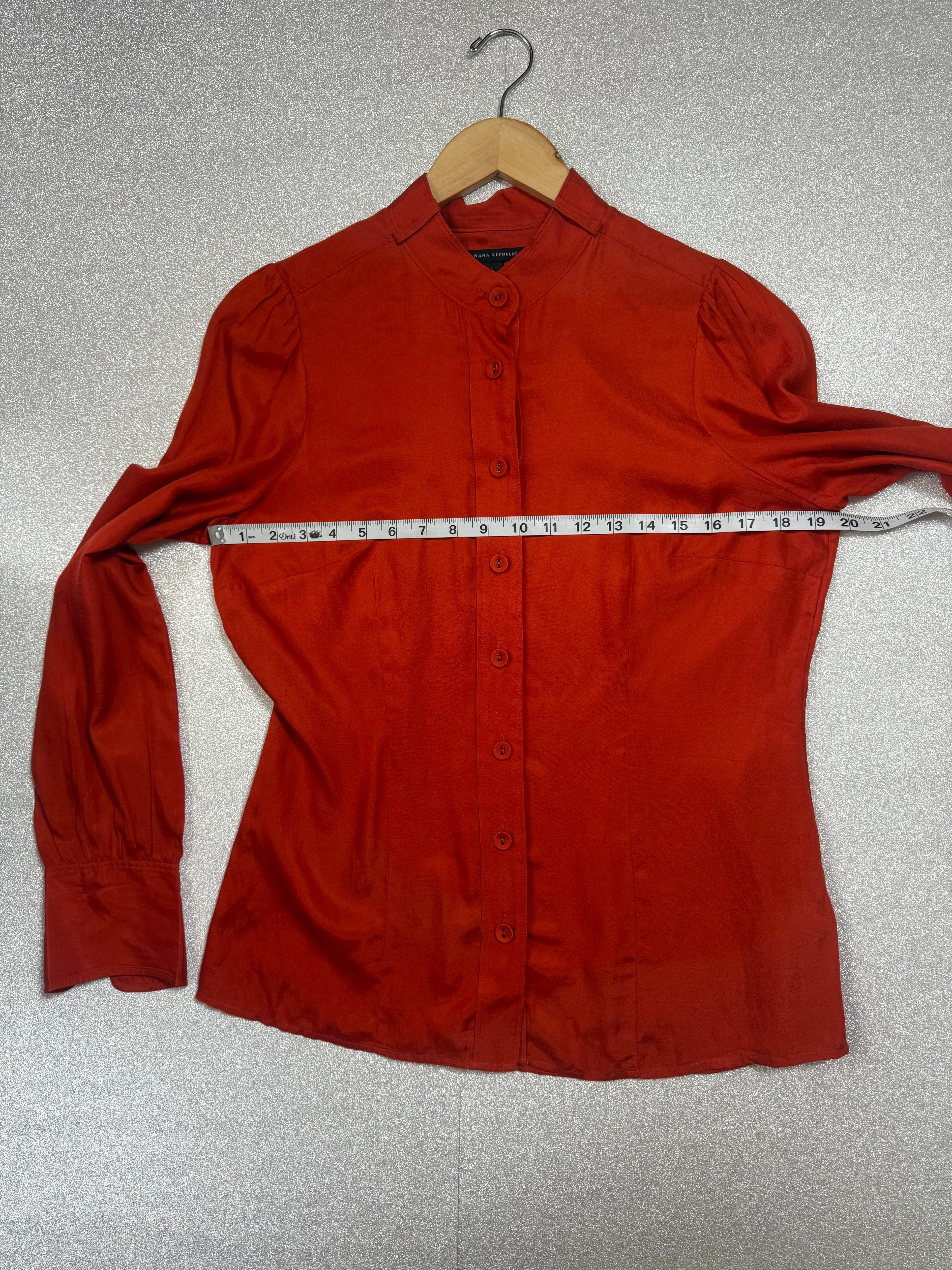 Banana Republic 57% Silk 43% Cotton L Burnt Orange-Red Long Sleeve Button Down