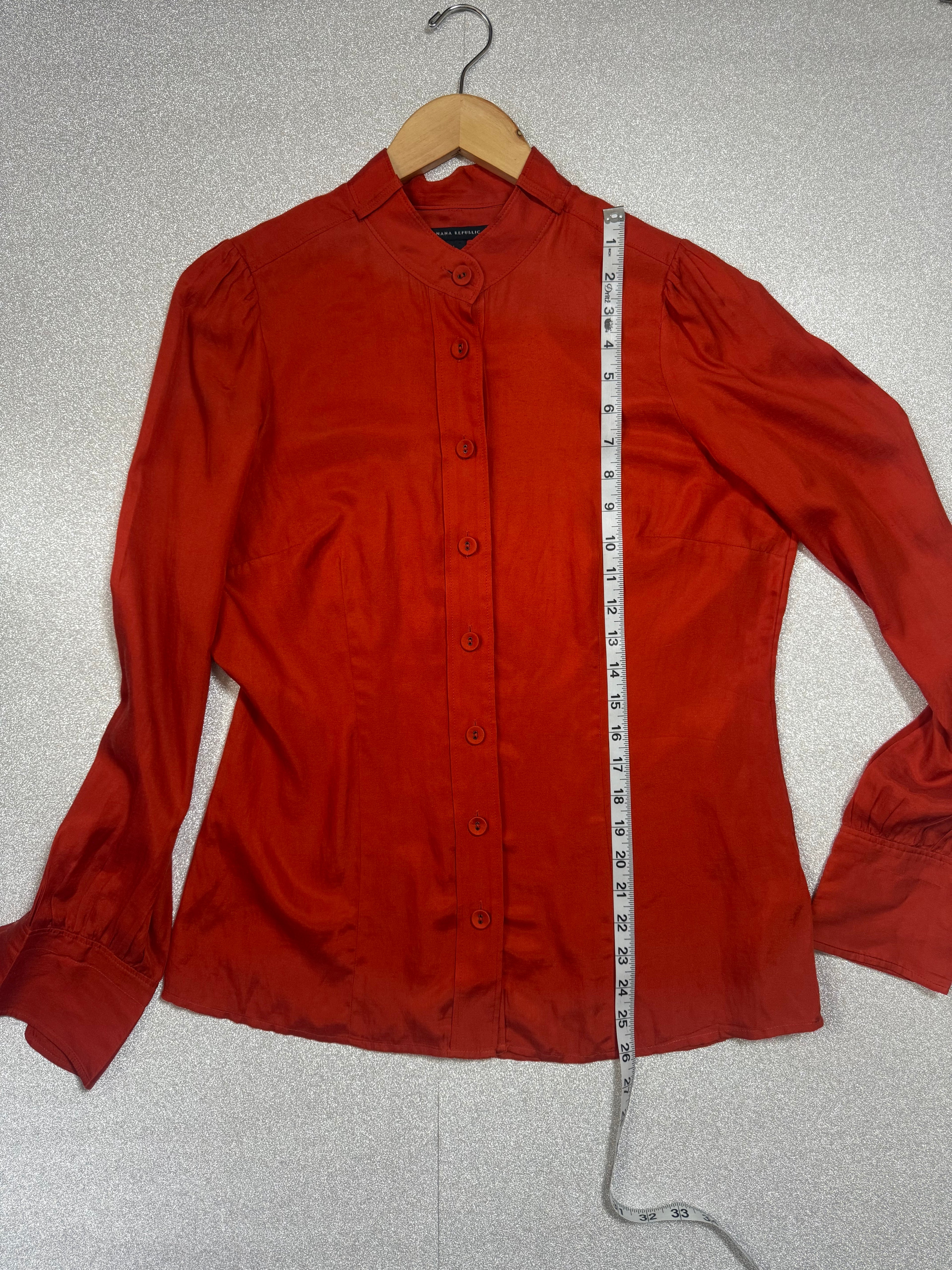 Banana Republic 57% Silk 43% Cotton L Burnt Orange-Red Long Sleeve Button Down