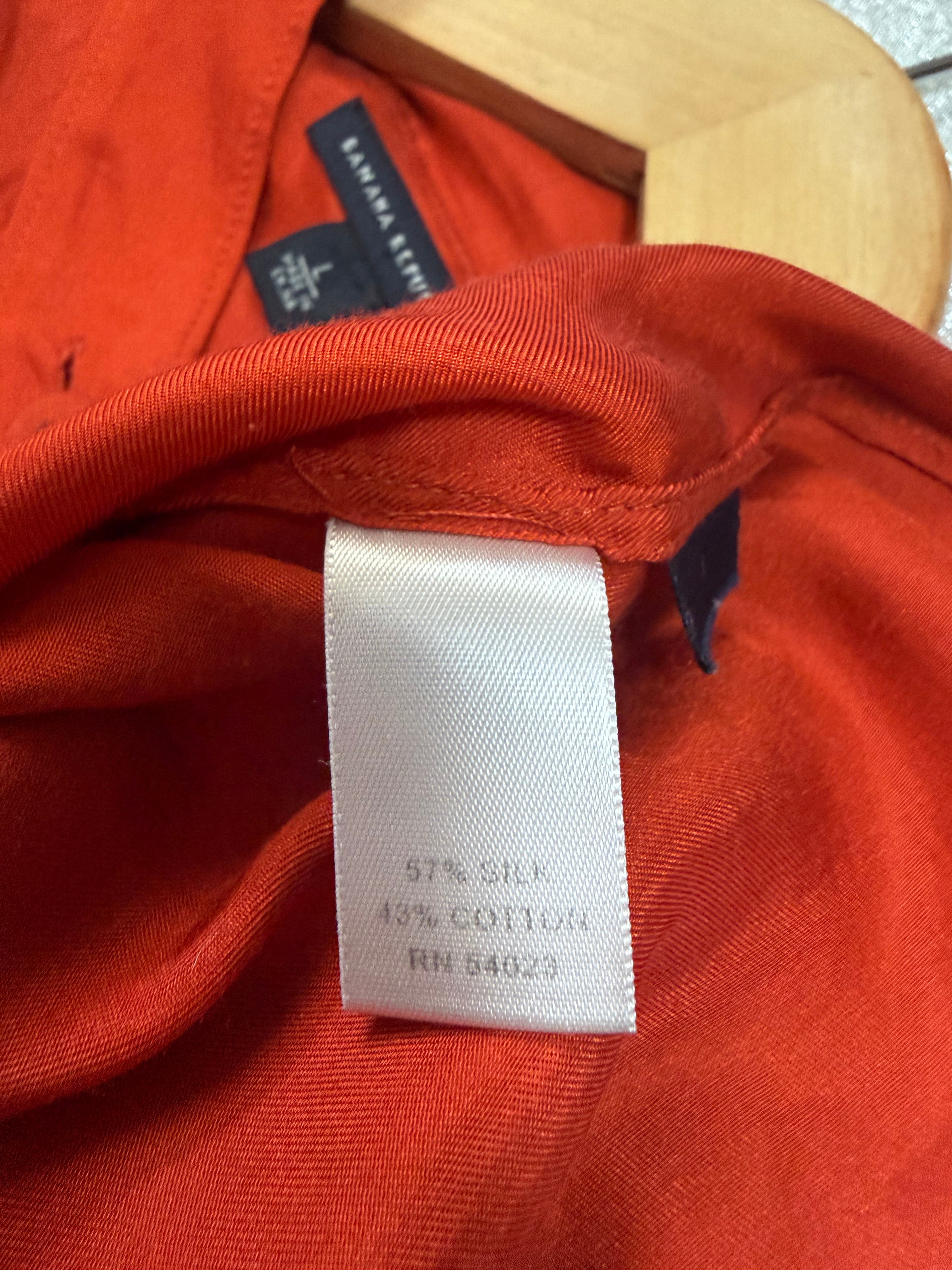 Banana Republic 57% Silk 43% Cotton L Burnt Orange-Red Long Sleeve Button Down