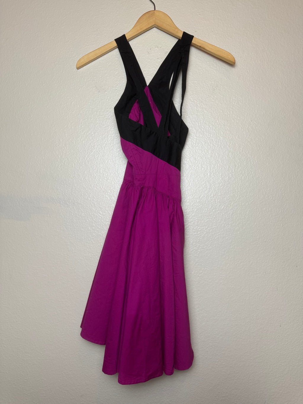 Moda International 96% Cotton 4% Elastane SIze 6 Magenta and Black Halter Top Mini Dress